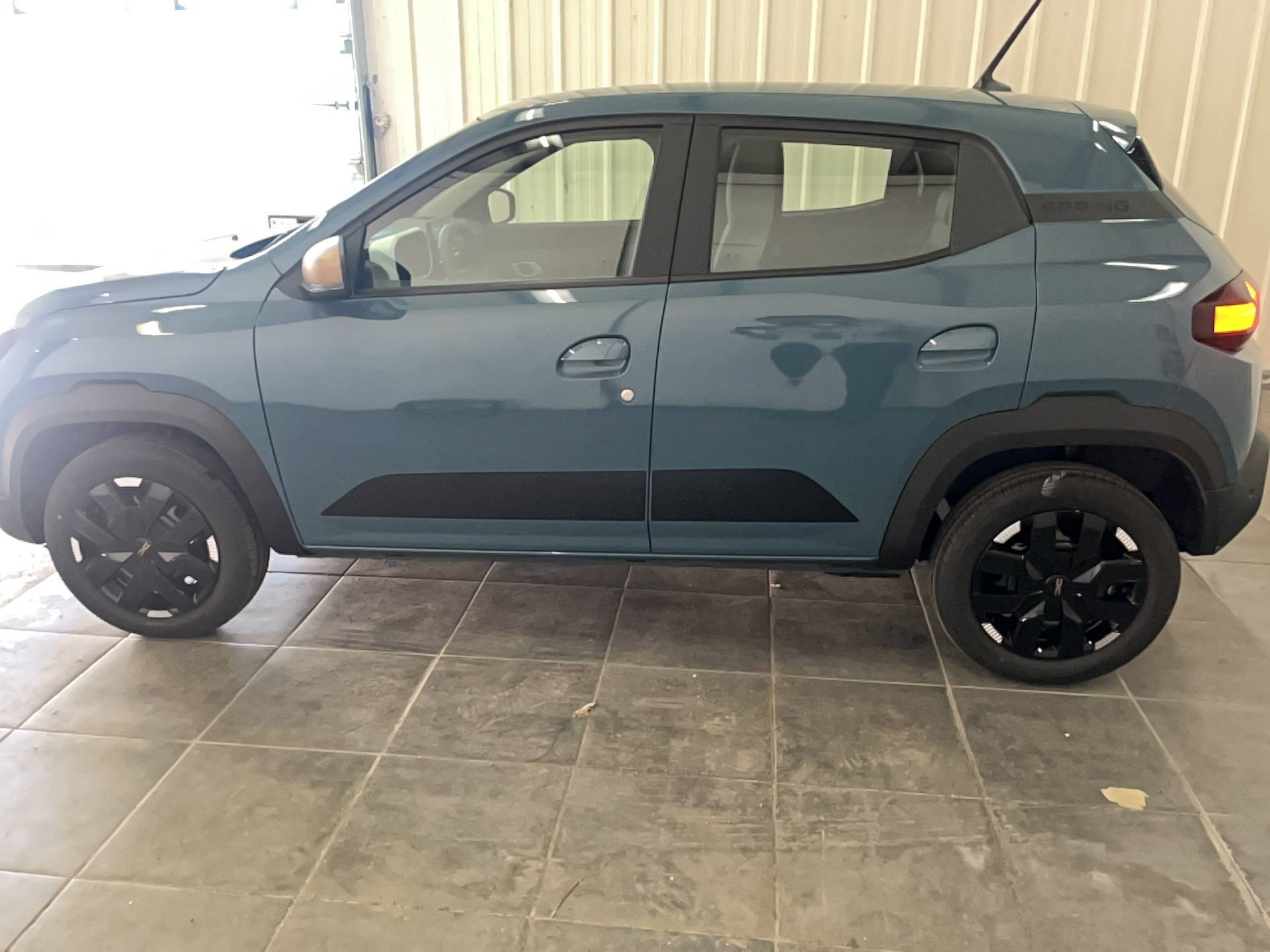 Vente en ligne Dacia Spring  electric 100 au prix de 19 990 €