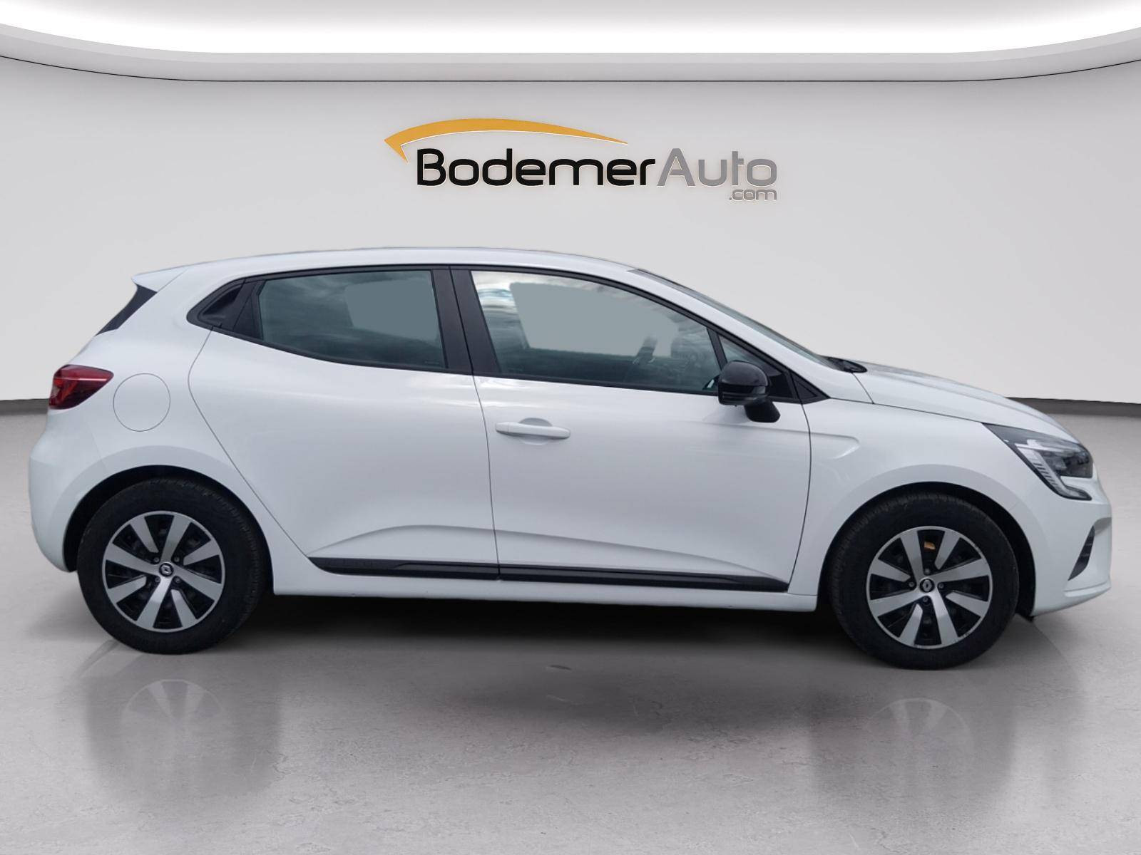 Vente en ligne Renault Clio 5 Clio E-Tech full hybrid 145 au prix de 17 350 €
