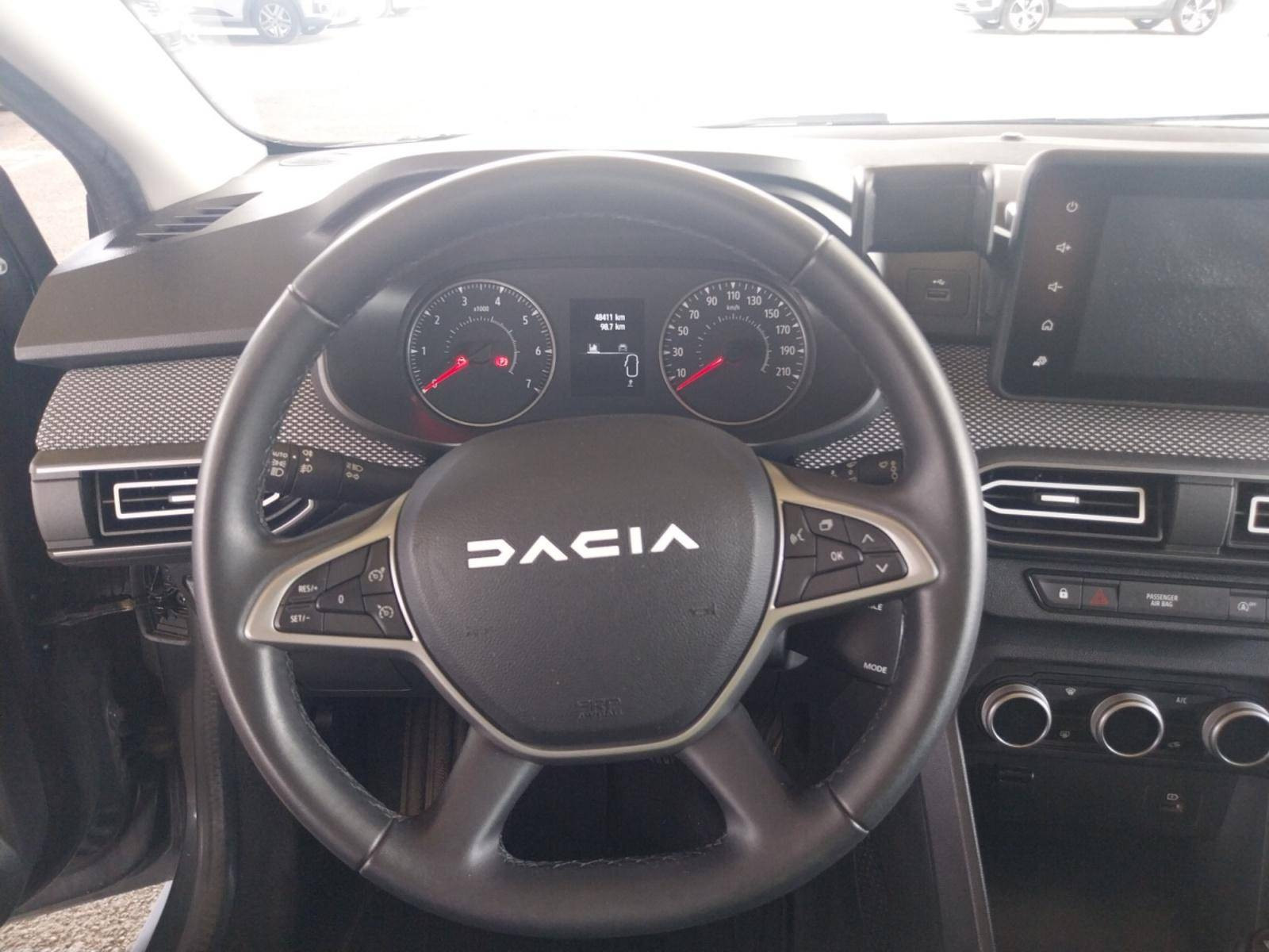 Vente en ligne Dacia Jogger  ECO-G 100 5 places  Attelage au prix de 18 890 €