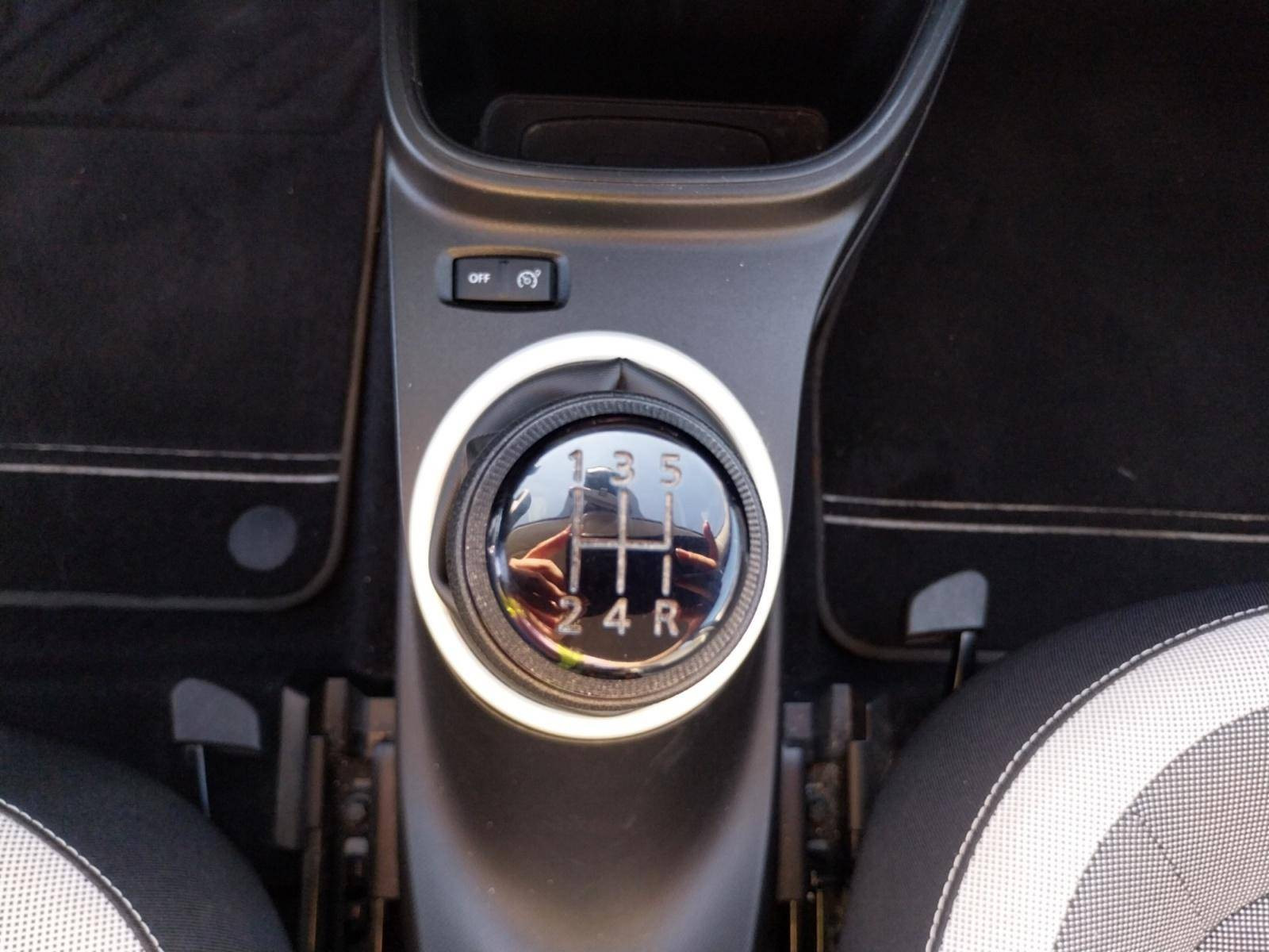 Vente en ligne Renault Twingo 3  SCe 65 - 21 au prix de 10 490 €