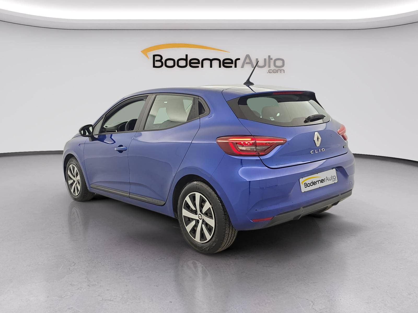 Vente en ligne Renault Clio 5 Clio E-Tech full hybrid 145 au prix de 18 790 €