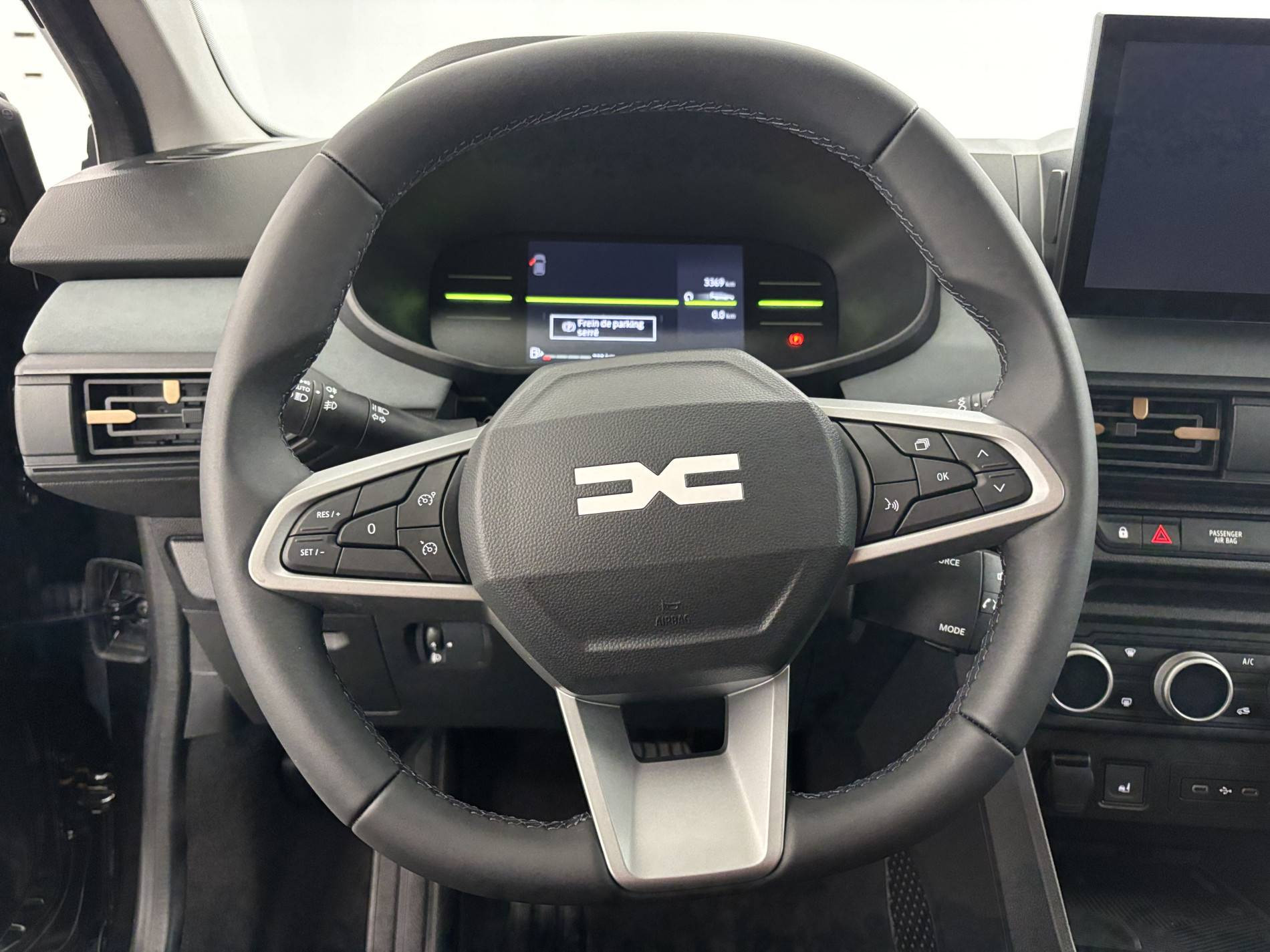 Vente en ligne Dacia Jogger  155 7 pl au prix de 27 940 €