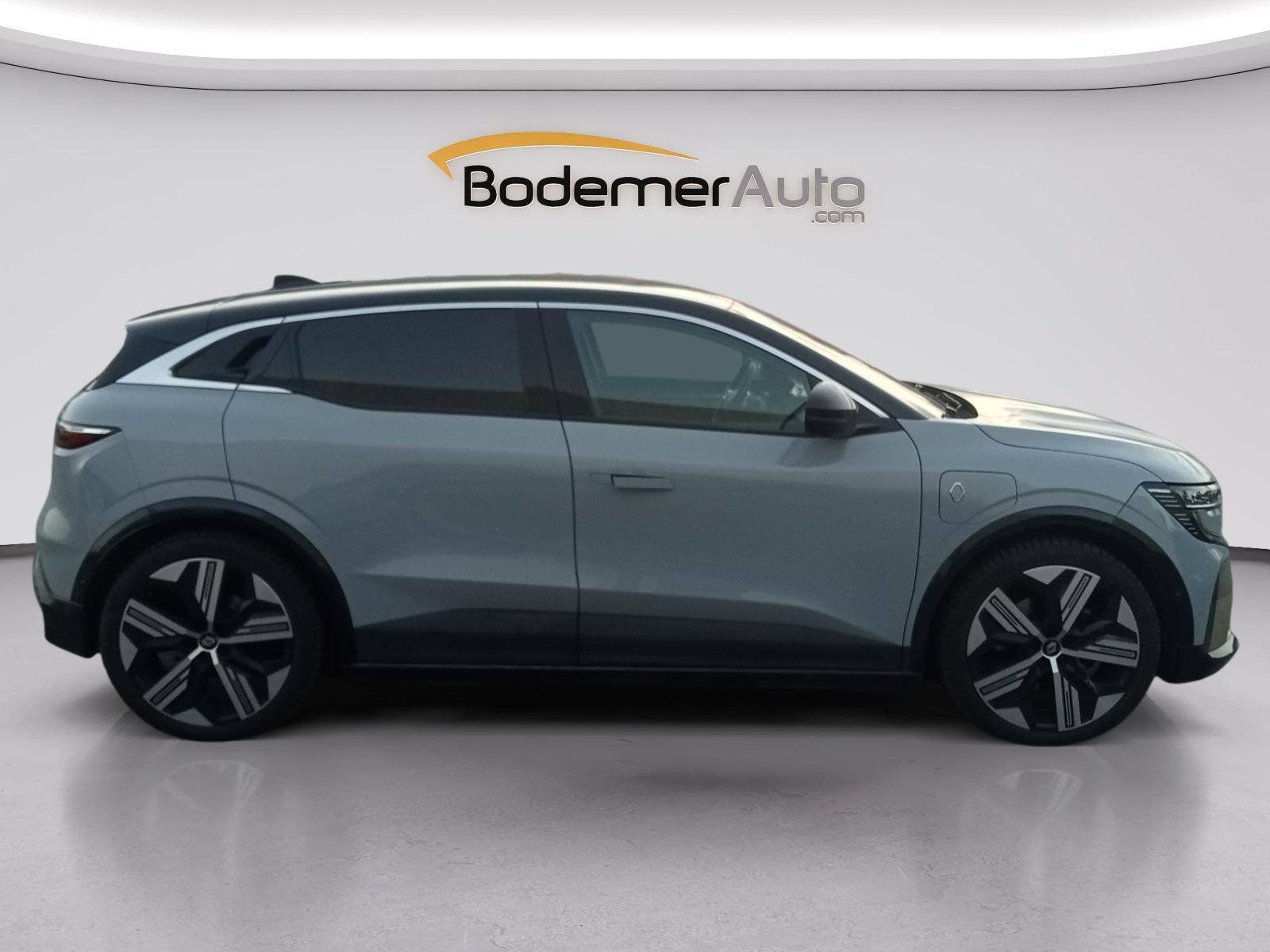 Vente en ligne Renault Megane E-Tech  EV60 220 ch super charge au prix de 21 990 €