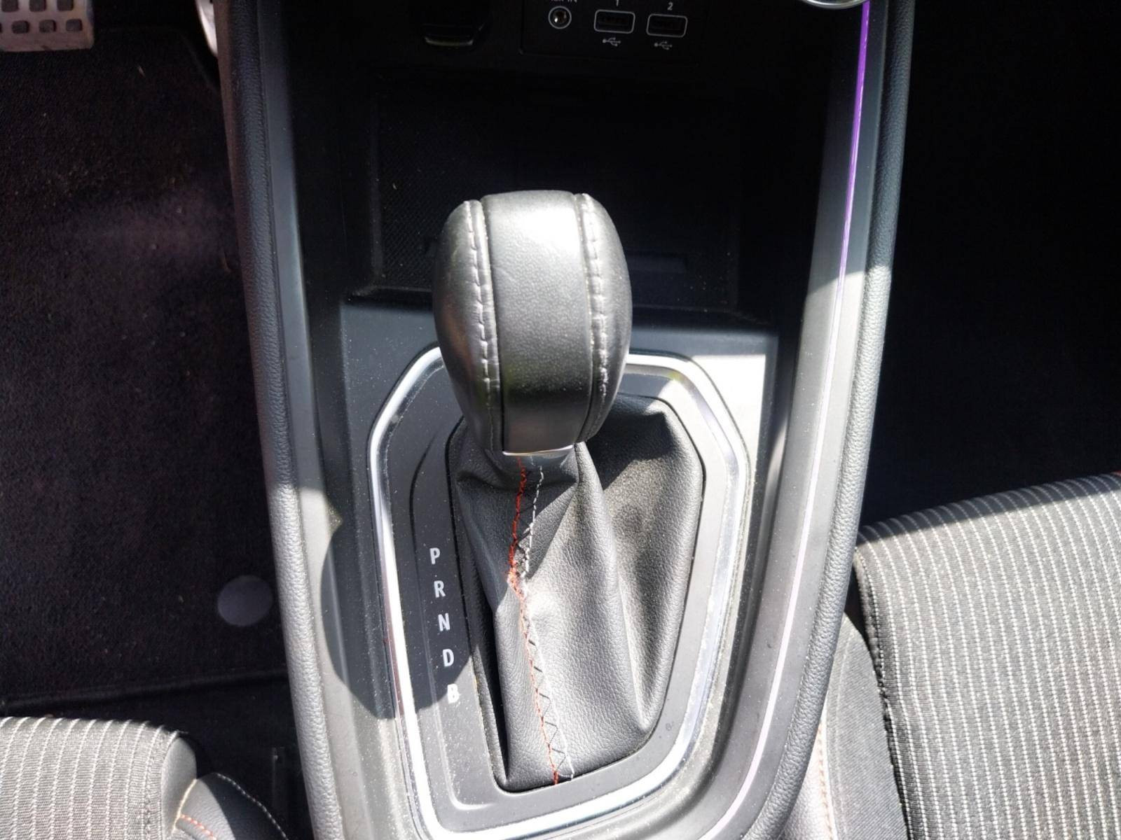 Vente en ligne Renault Clio 5 Clio E-Tech 140 - 21N au prix de 18 990 €