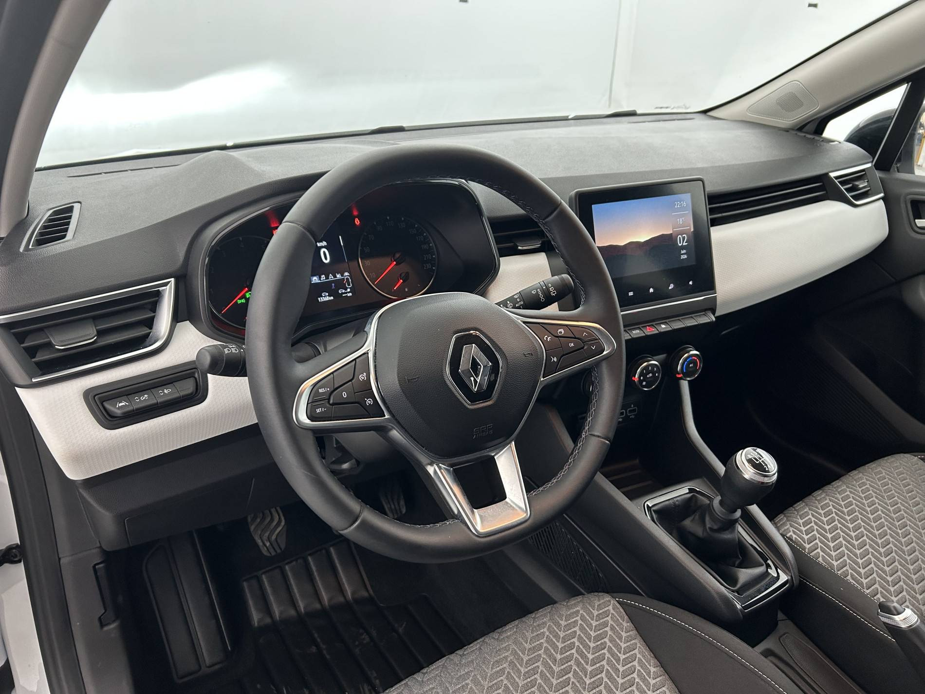 Vente en ligne Renault Clio 5 Clio TCe 90 au prix de 15 290 €
