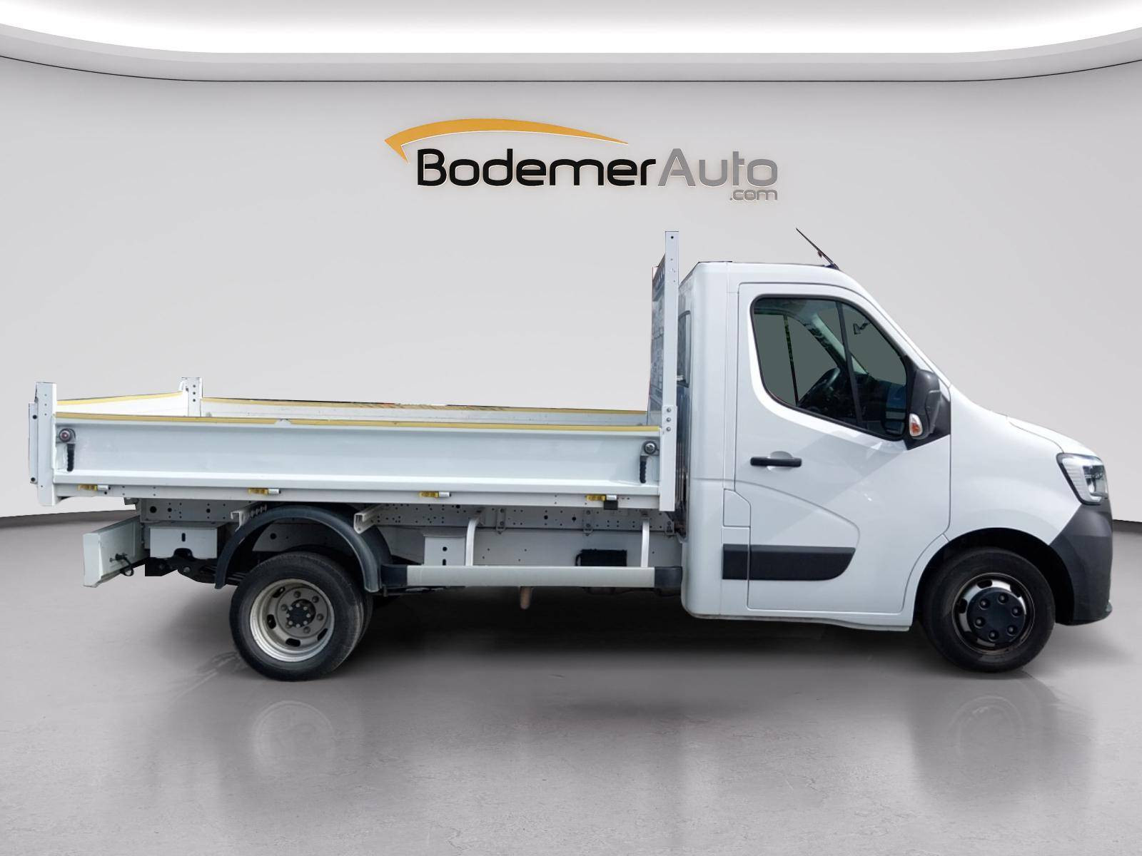 Vente en ligne Renault Master 3 Châssis Cabine MASTER CC PROP RJ3500 L2 PAFC BLUE DCI 130 EURO VI au prix de 30 890 €