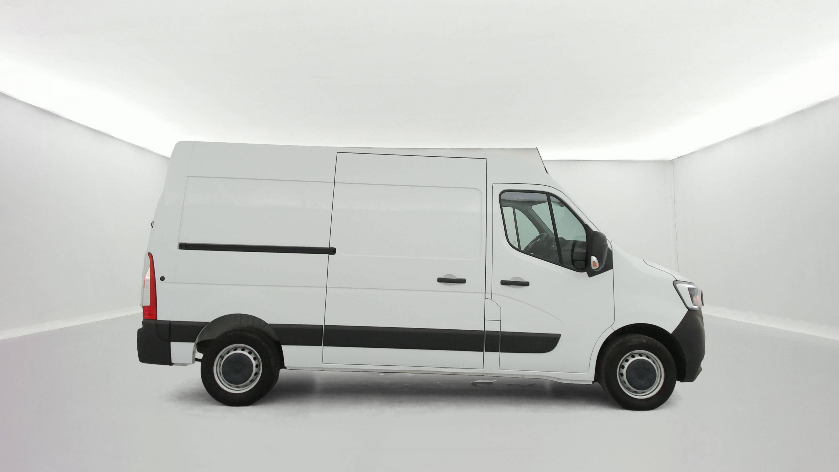 Vente en ligne Renault Master FG Tr CF F3500 L2H2 Blue dCi 135 E6DF au prix de 26 990 €