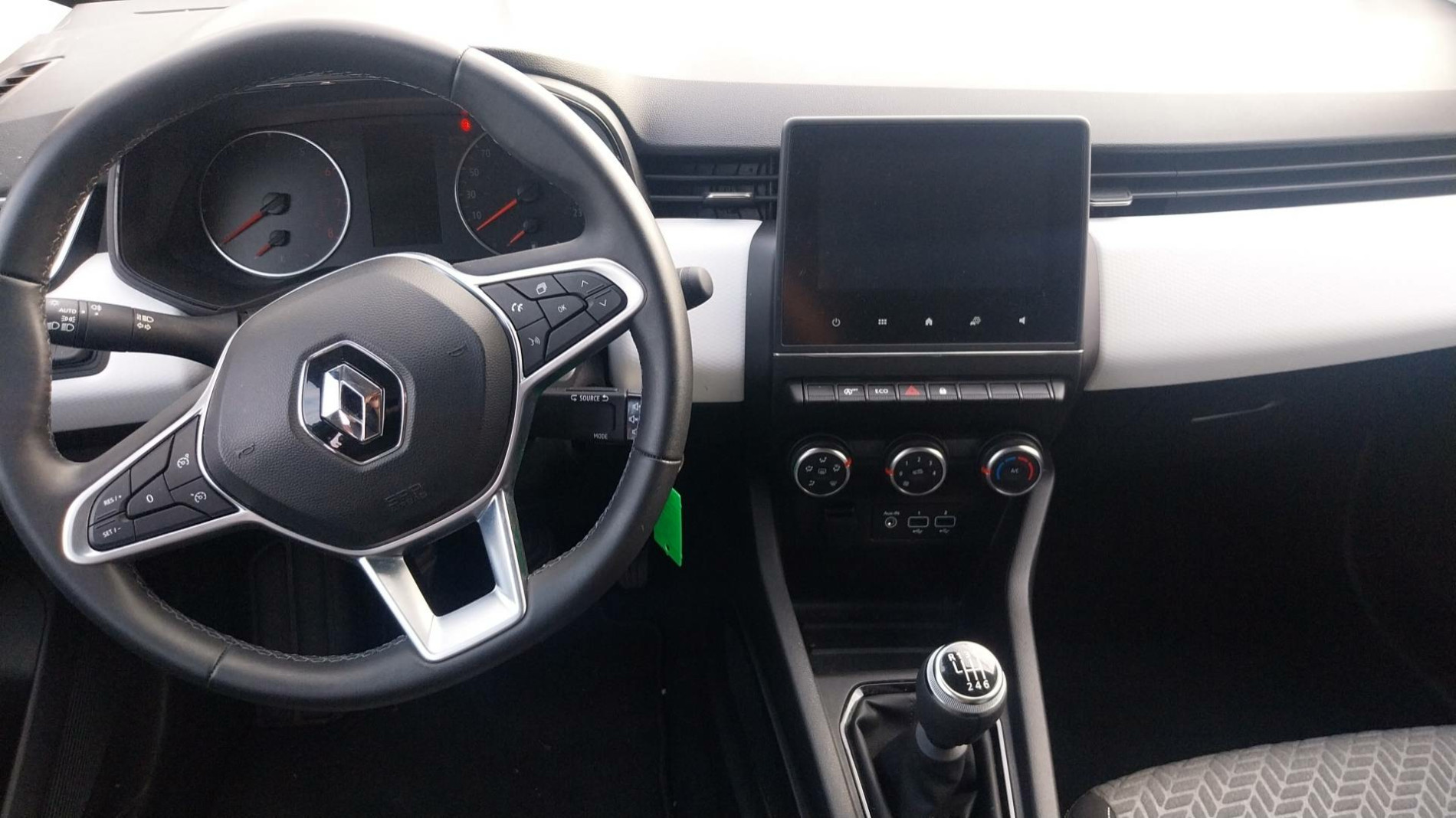 Vente en ligne Renault Clio 5 Clio TCe 90 au prix de 14 690 €