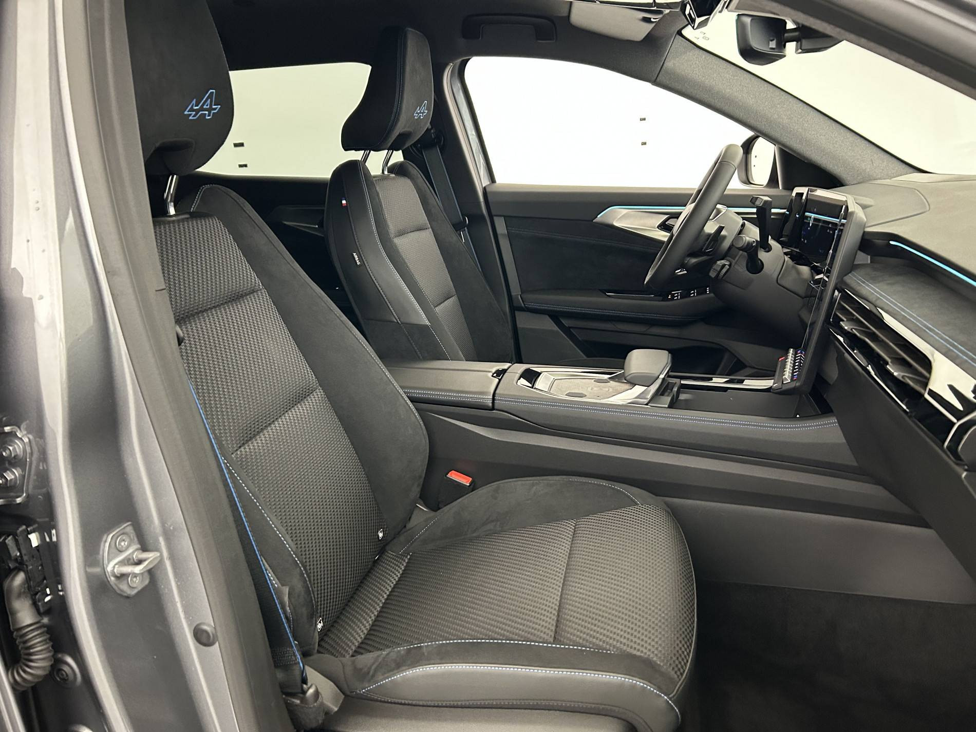 Vente en ligne Renault Espace Espace E-Tech full hybrid 200 GSR2 au prix de 38 980 €