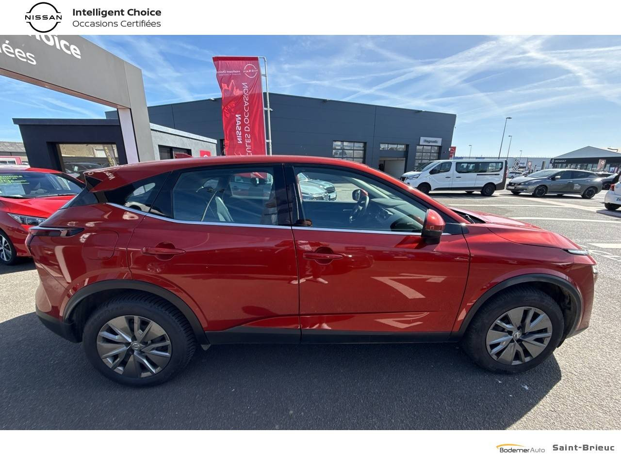Vente en ligne Nissan Qashqai Qashqai 1.3 DIG-T 140 au prix de 17 990 €