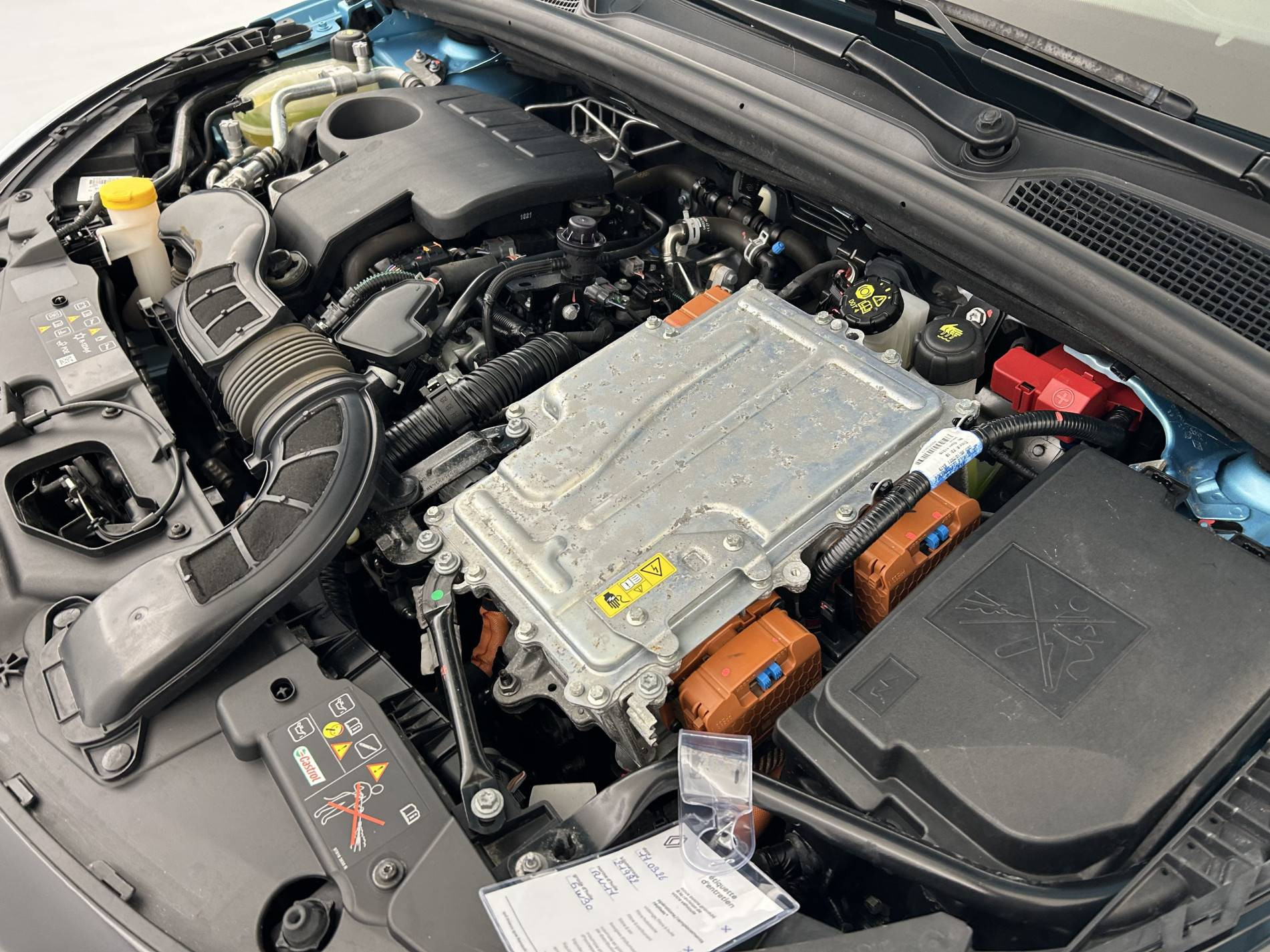 Vente en ligne Renault Clio 5 Clio E-Tech 140 - 21N au prix de 18 499 €