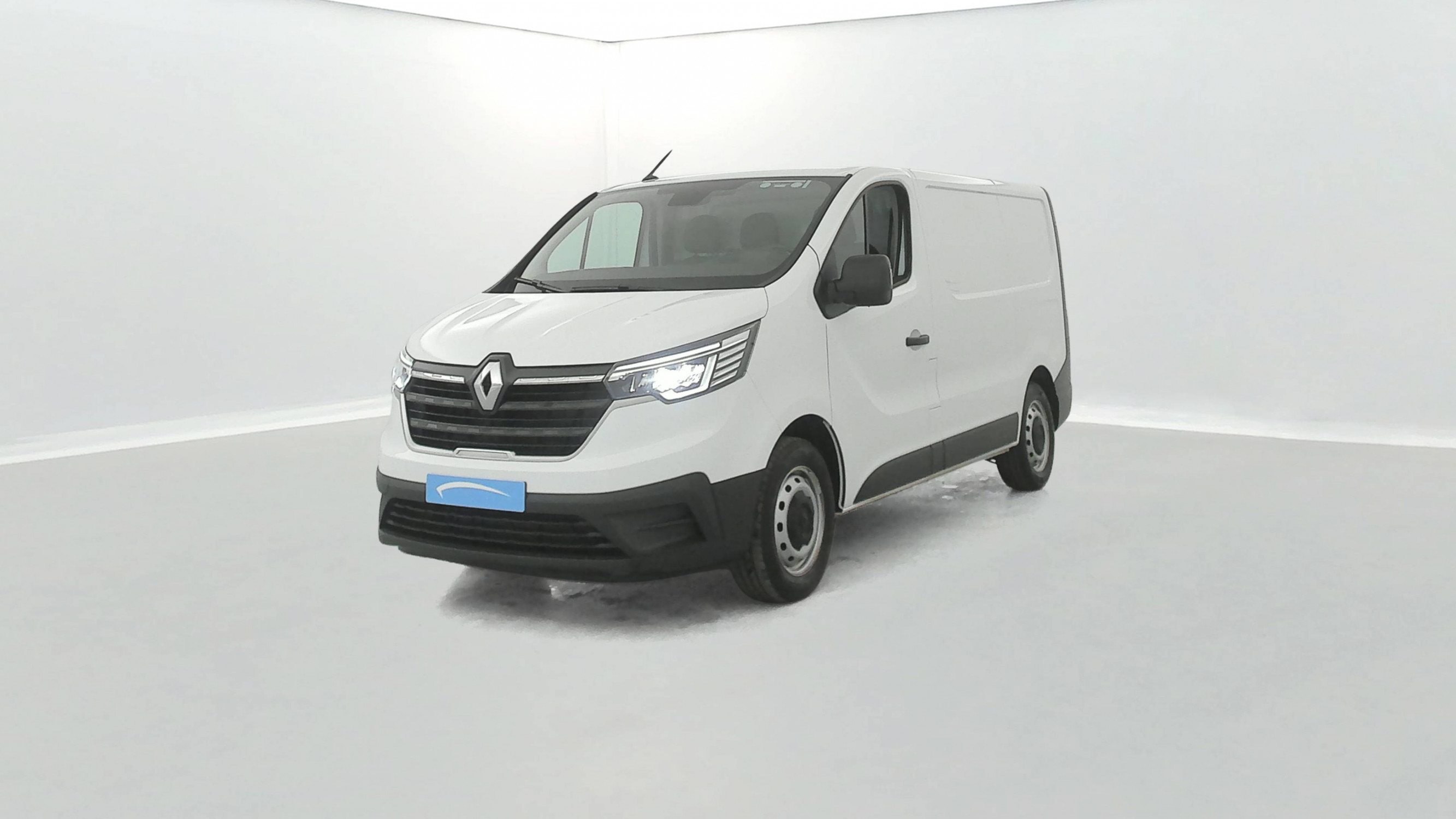 Renault Trafic 3 Fourgon TRAFIC FG BLUE DCI 130 L1H1 3T GSR2 occasion de 2024 en vente à Quimper