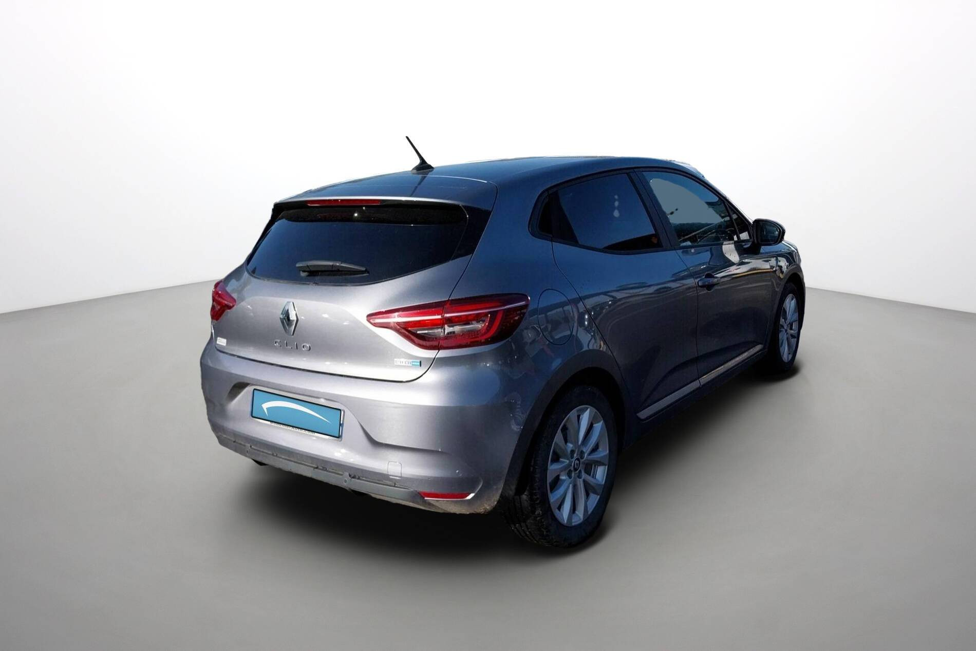 Vente en ligne Renault Clio 5 Clio E-Tech full hybrid 145 au prix de 17 490 €