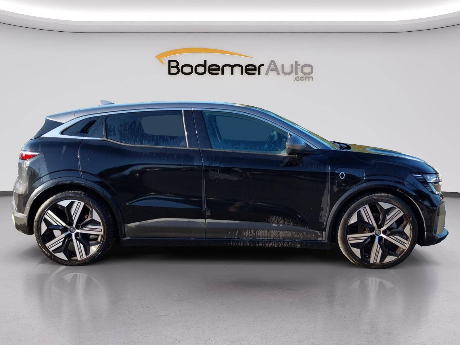 Vente en ligne Renault Megane E-Tech  EV60 220 ch super charge au prix de 22 990 €