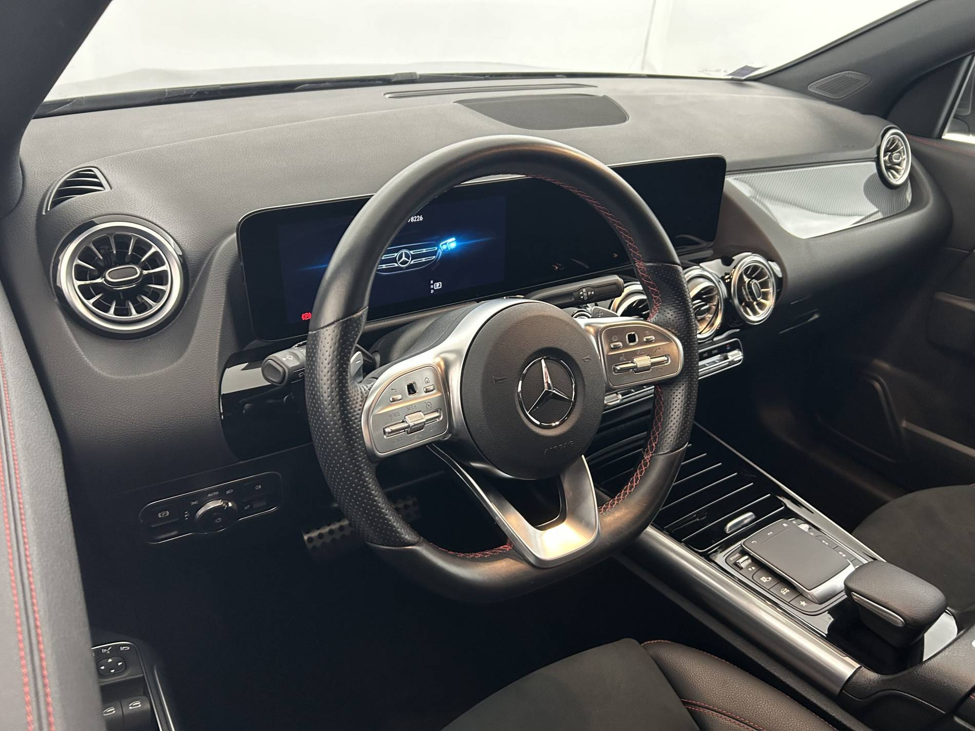 Vente en ligne Mercedes GLA  200 7G-DCT au prix de 31 890 €