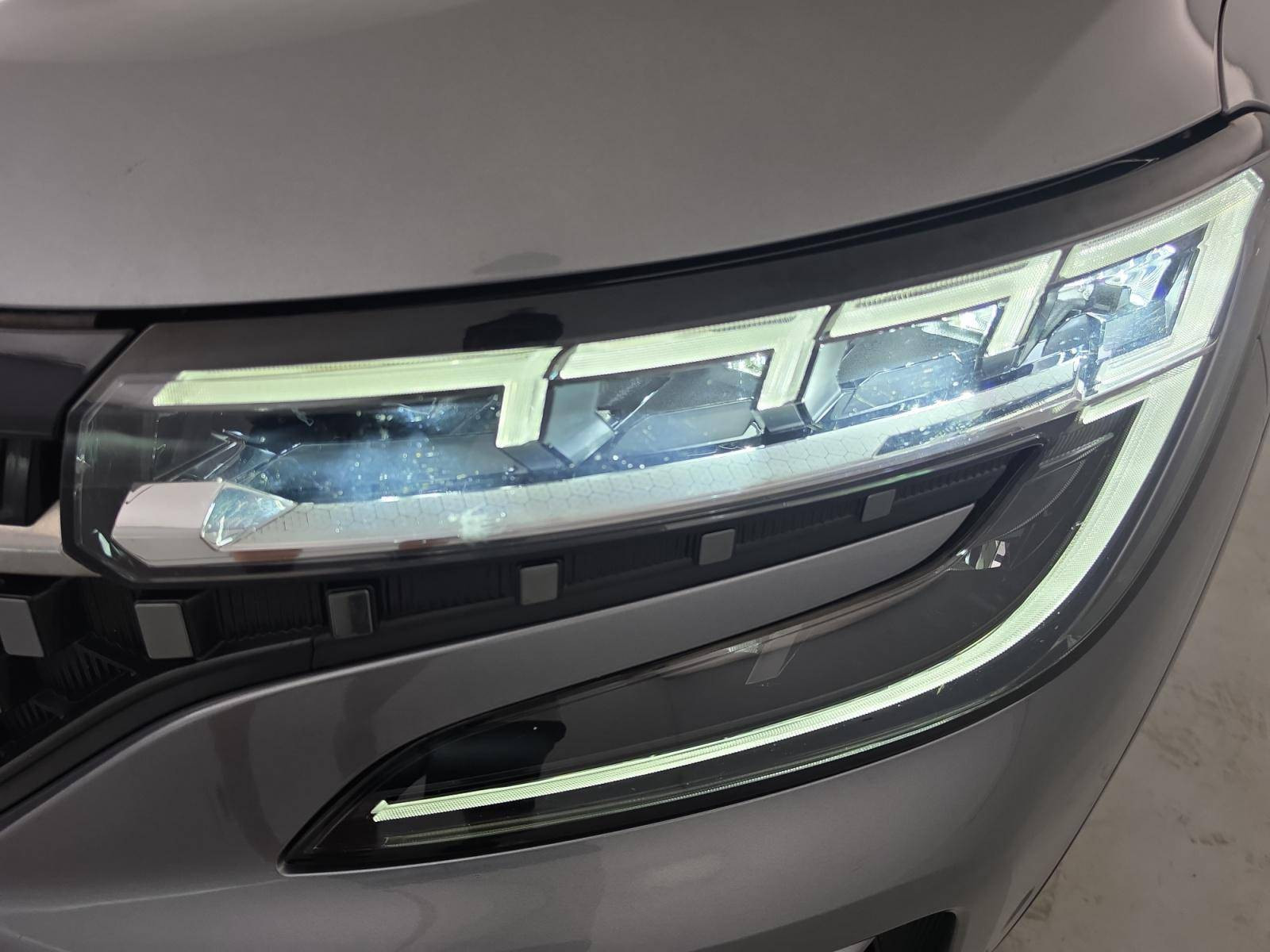 Vente en ligne Renault Austral  E-Tech hybrid 200 au prix de 26 990 €