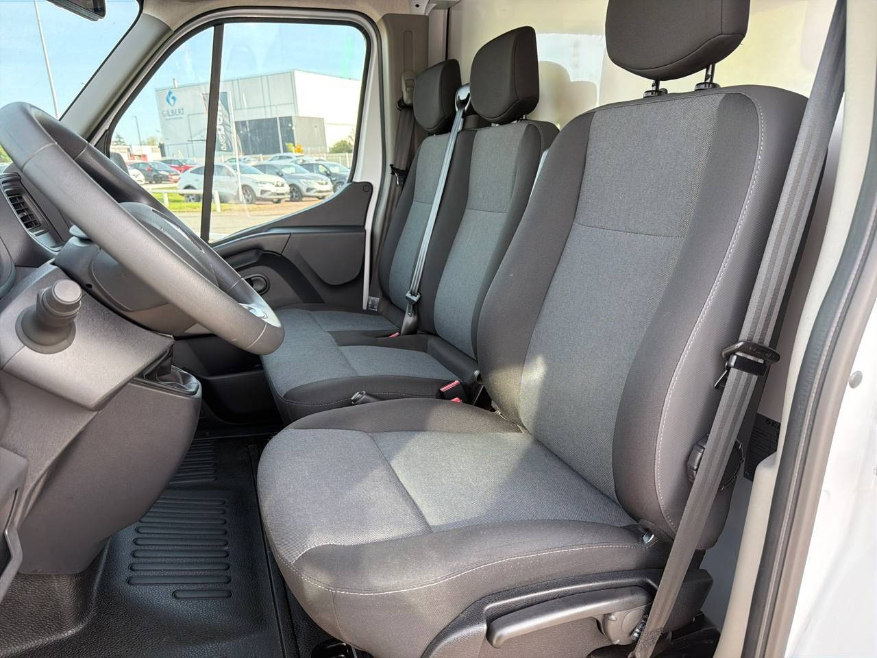 Vente en ligne Renault Master 3 Châssis Cabine MASTER PHC TRAC F3500 L3H1 BLUE DCI 145 EURO VI au prix de 29 990 €