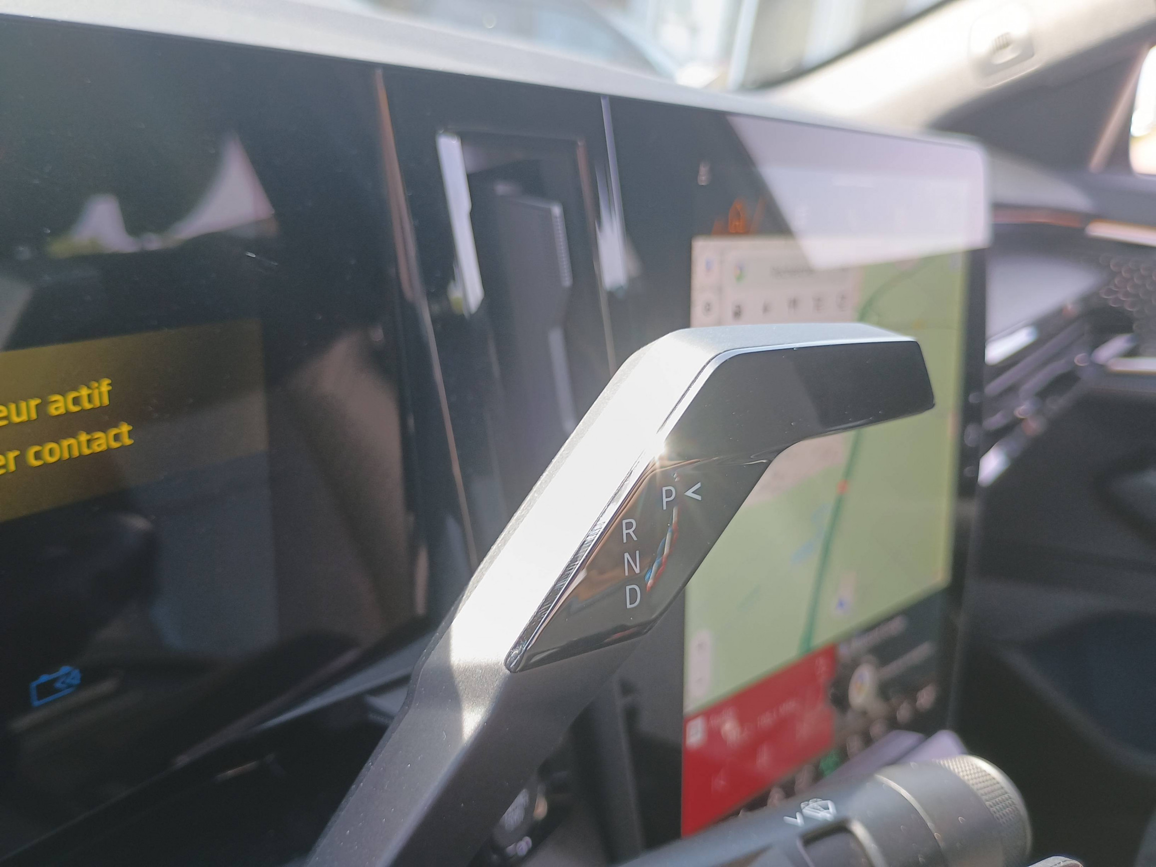 Vente en ligne Renault Rafale  hyper hybrid E-Tech 300 ch 4x4 au prix de 57 490 €