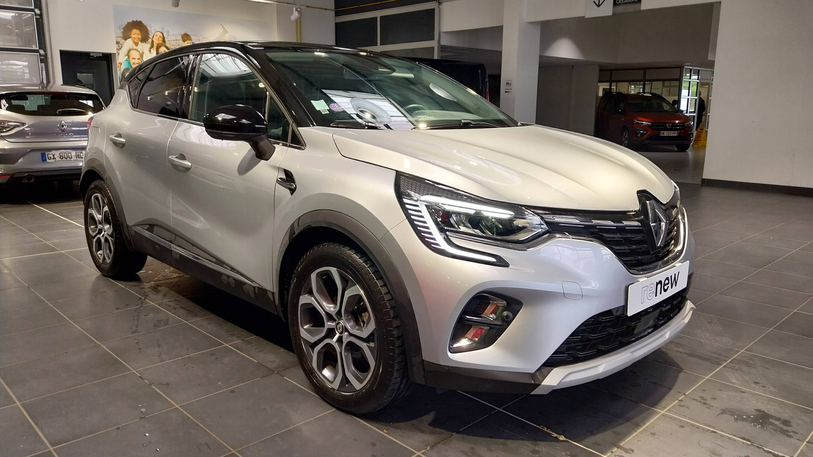 Vente en ligne Renault Captur  E-Tech full hybrid 145 au prix de 19 250 €