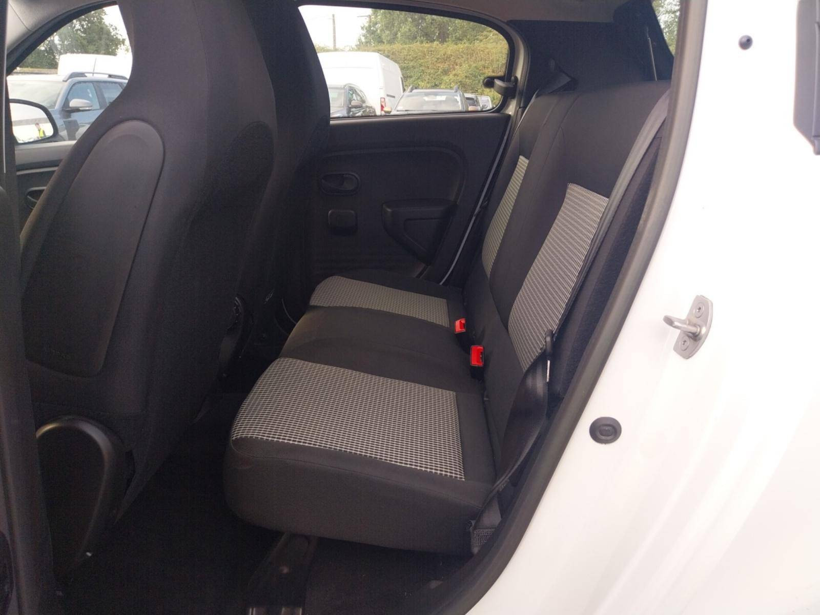 Vente en ligne Renault Twingo Electrique Twingo III E-Tech au prix de 12 490 €