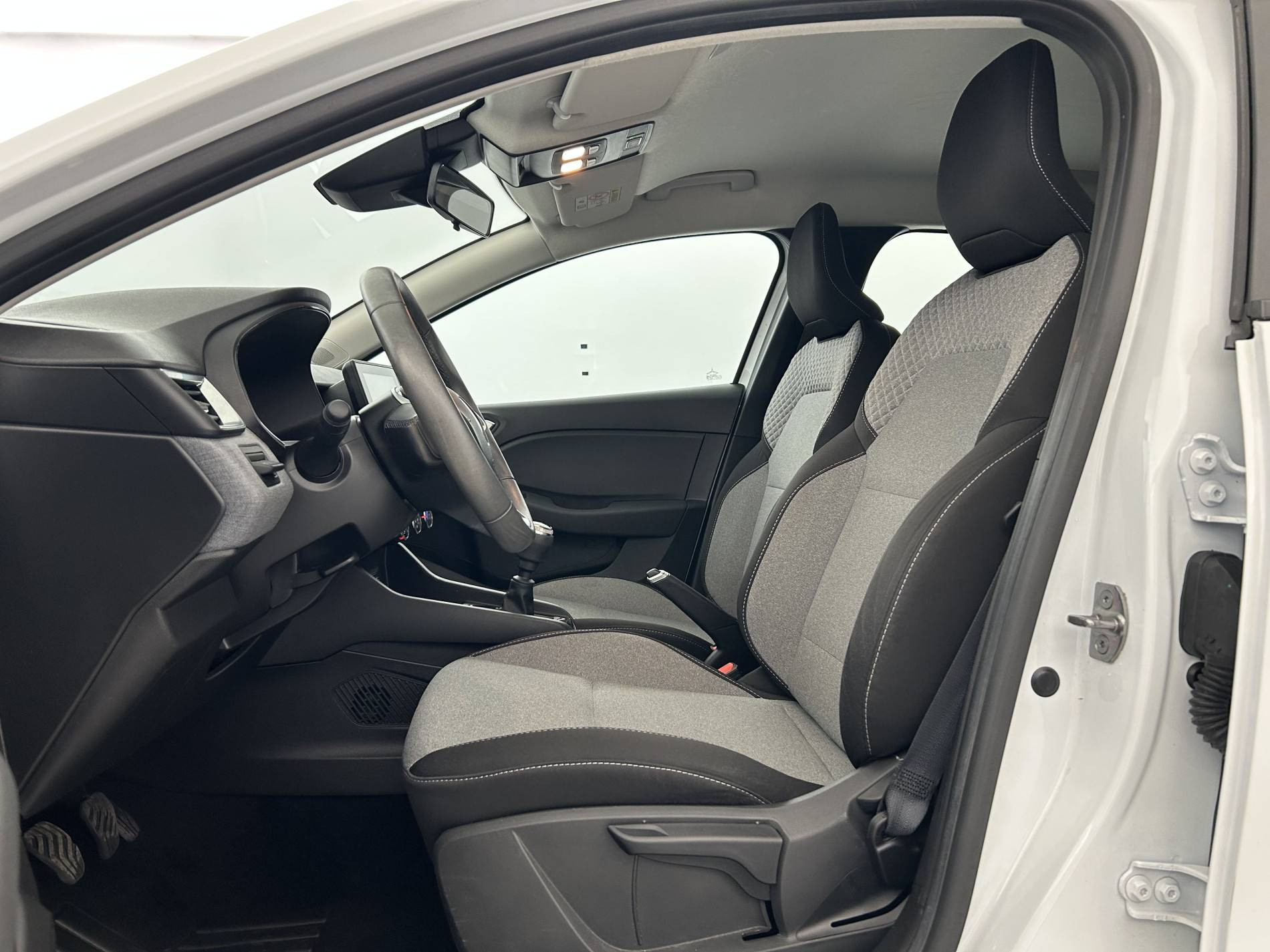 Vente en ligne Renault Clio 5 Clio TCe 90 au prix de 14 290 €