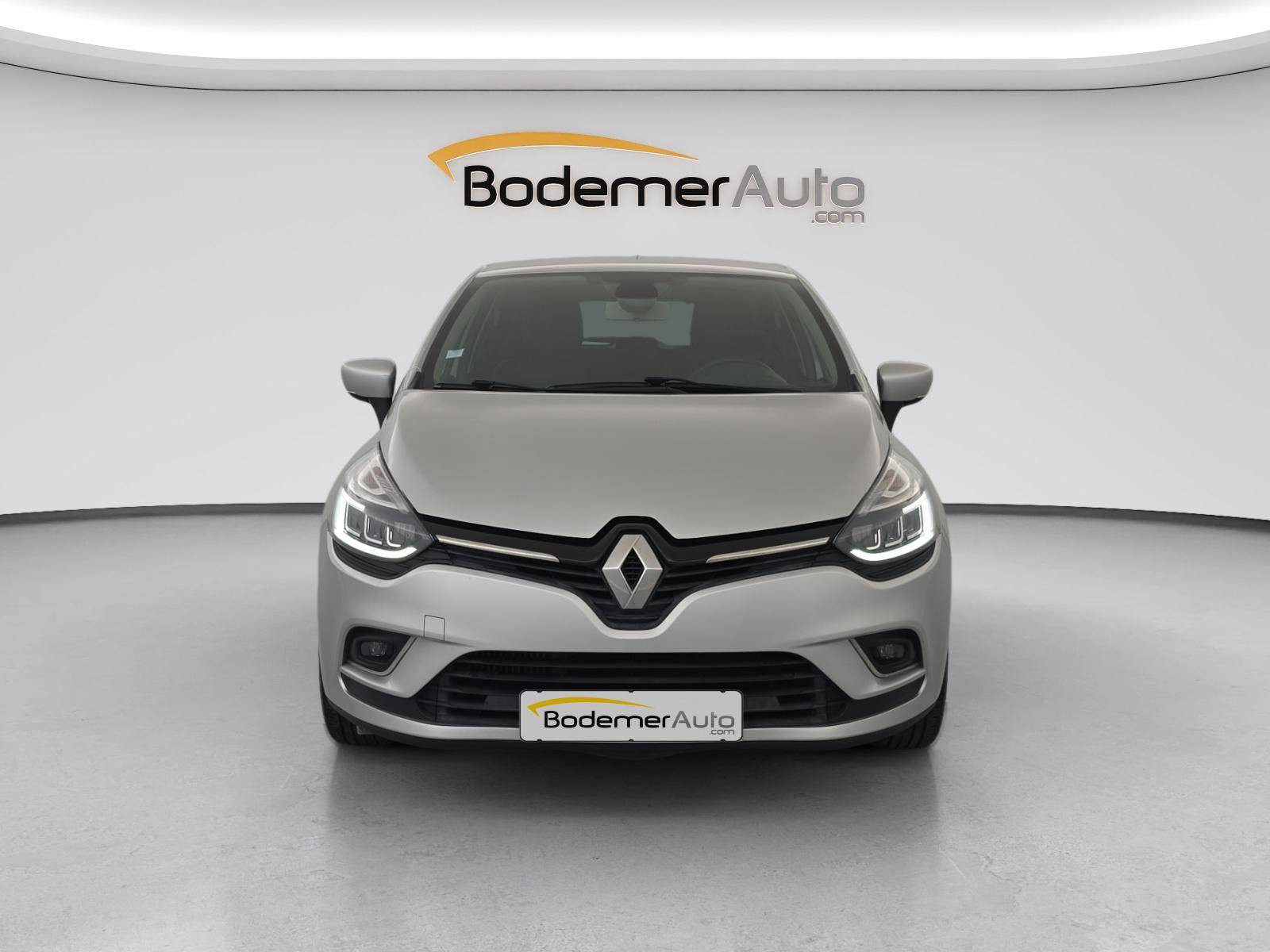 Vente en ligne Renault Clio 4 Clio TCe 90 E6C au prix de 10 990 €