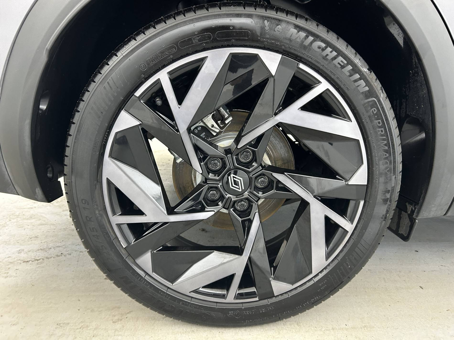Vente en ligne Renault Symbioz  E-Tech full hybrid 145 au prix de 28 790 €