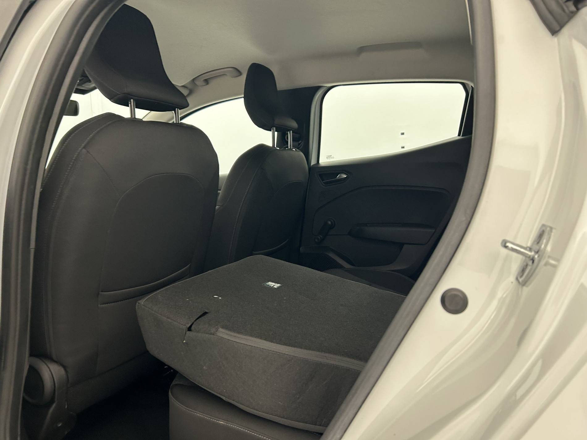 Vente en ligne Renault Clio 5 Clio Blue dCi 100 - 21N au prix de 14 490 €