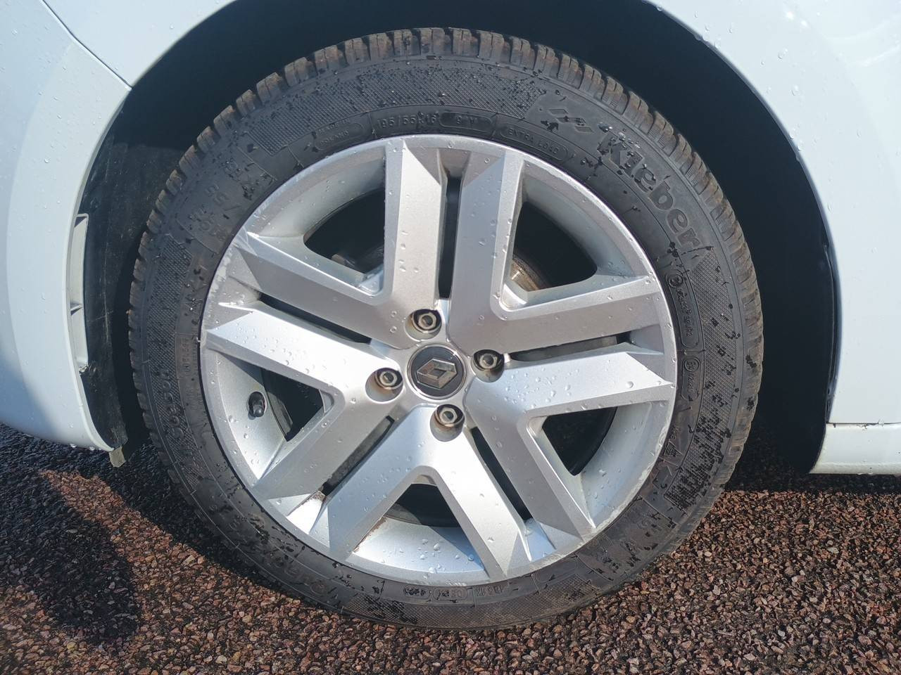 Vente en ligne Renault Clio 5 Clio SCe 65 - 21N au prix de 12 490 €