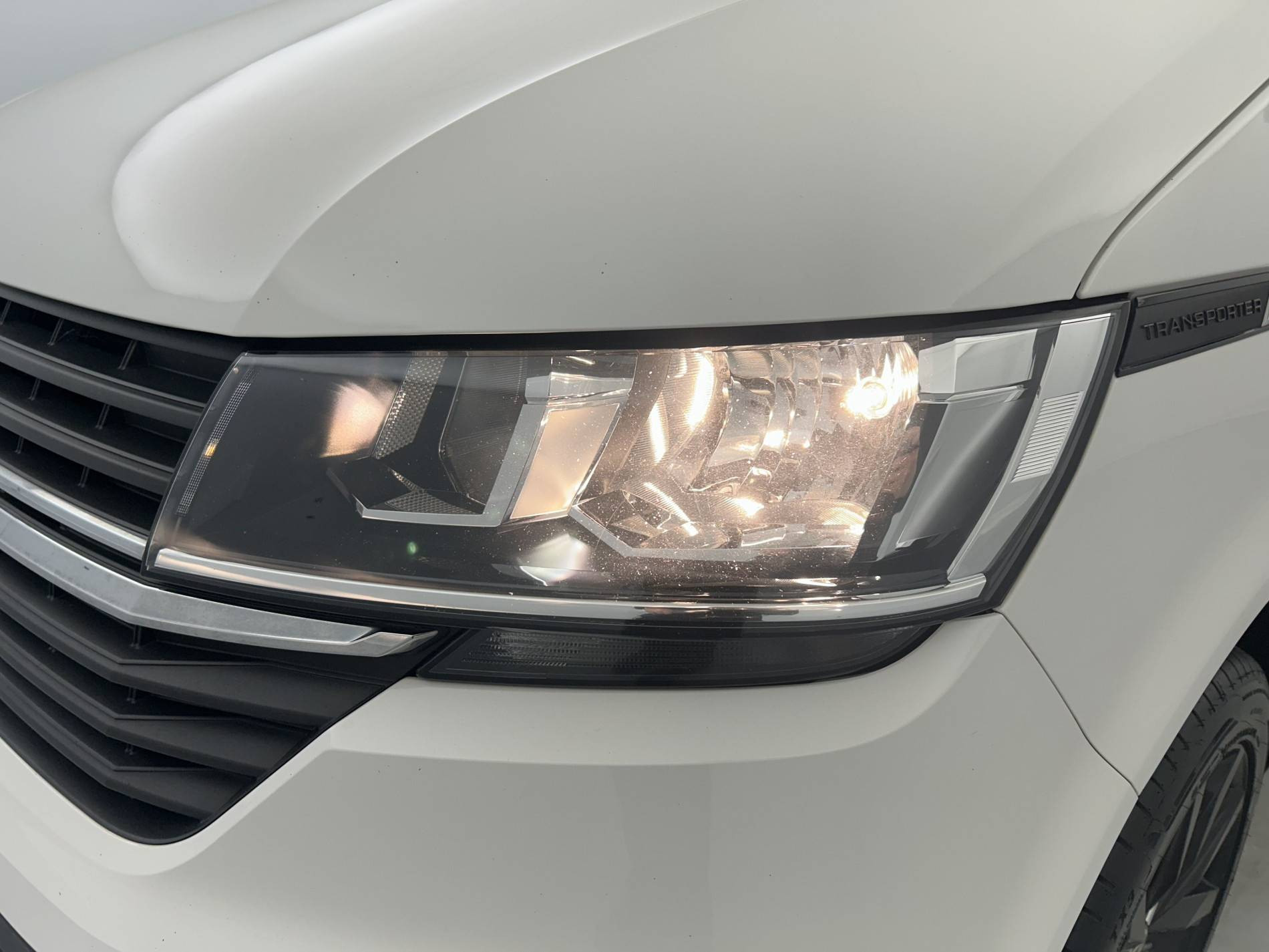Vente en ligne Volkswagen Transporter  L1H1 2.0 TDI 110 BVM5 au prix de 22 690 €