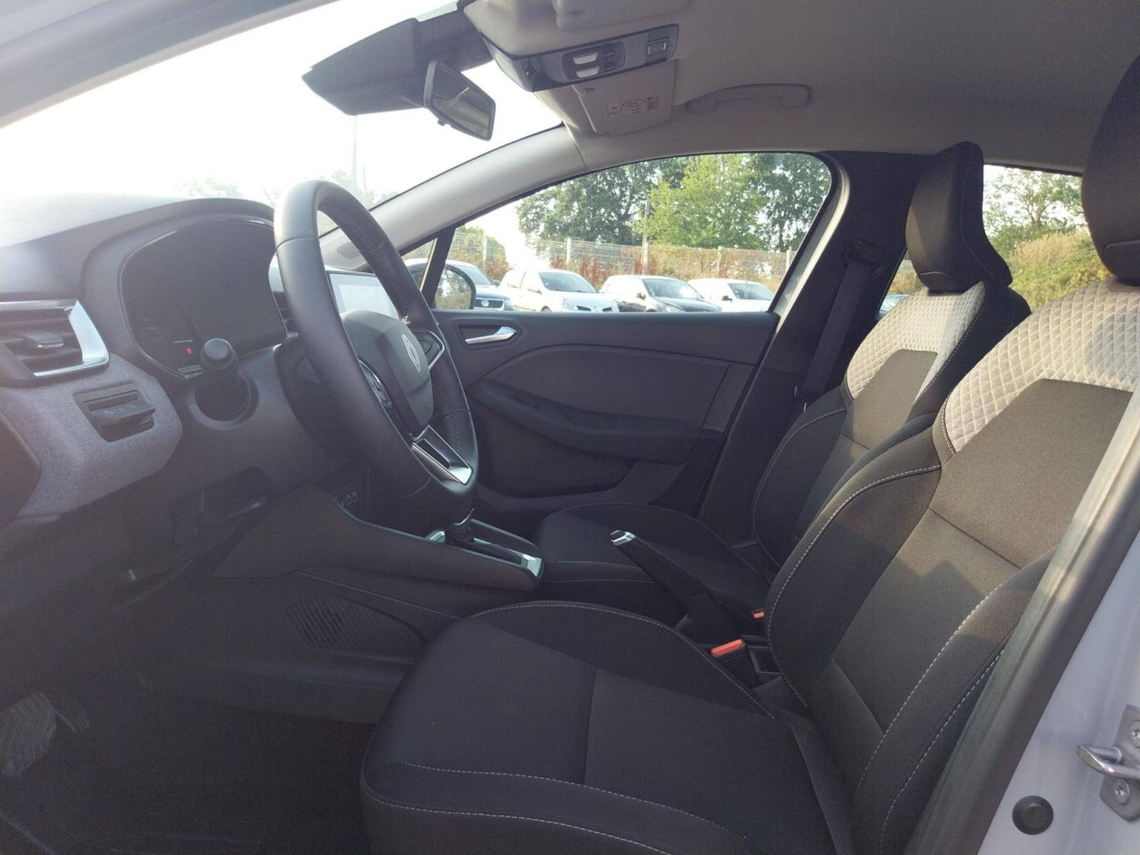 Vente en ligne Renault Clio 5 Clio E-Tech full hybrid 145 ch GSR2 au prix de 19 990 €