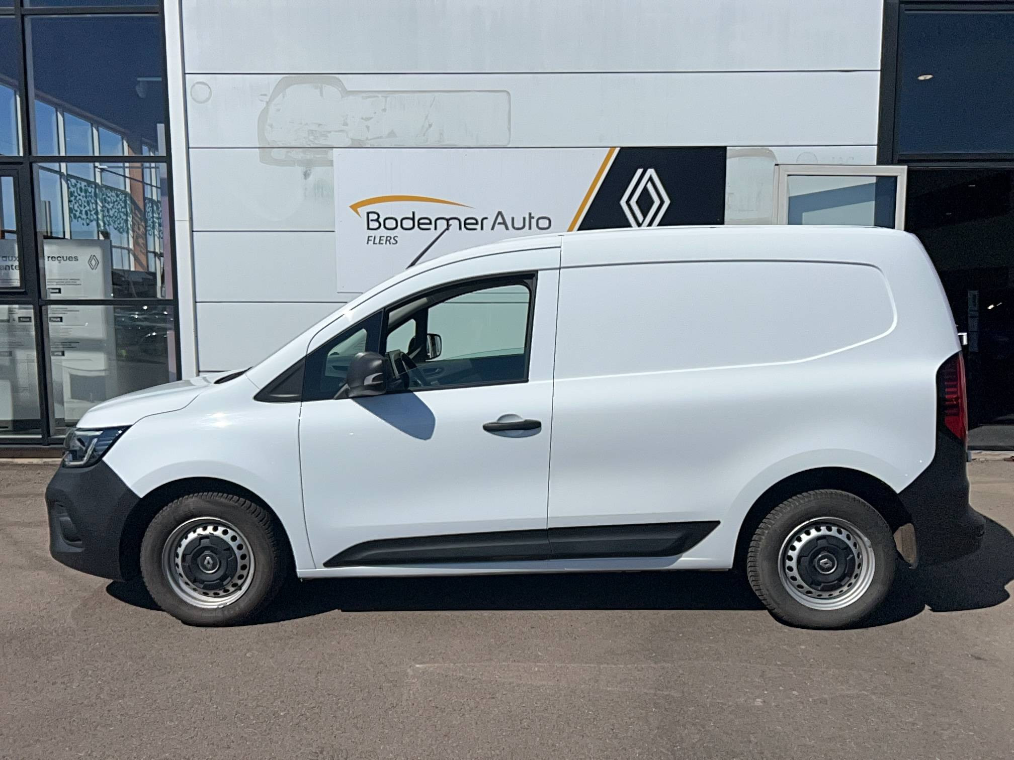 Vente en ligne Renault Kangoo Van E-Tech  EV45 DC 80KW au prix de 15 990 €