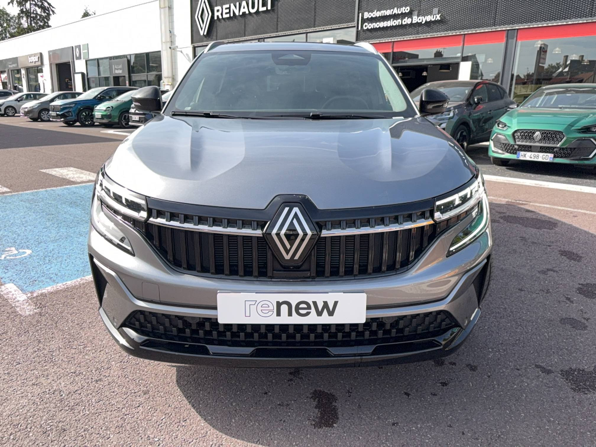 Vente en ligne Renault Espace Espace E-Tech full hybrid 200 GSR2 au prix de 35 490 €