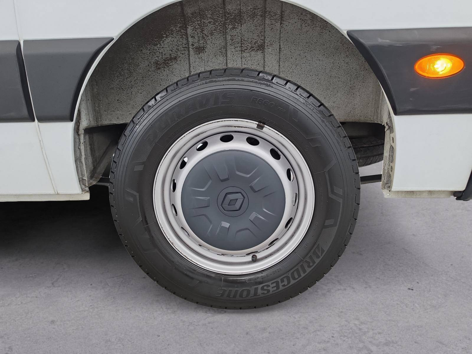 Vente en ligne Renault Master Fourgon MASTER FGN TRAC F3500 L3H3 BLUE DCI 135 au prix de 26 990 €