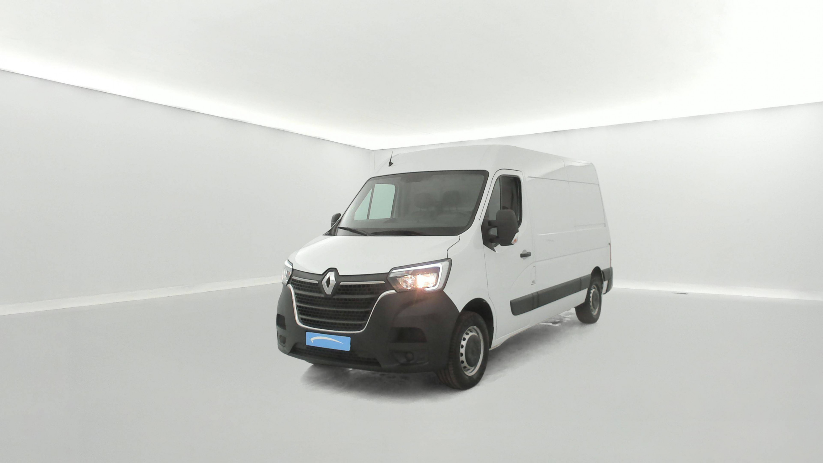 Renault Master Fourgon MASTER FGN TRAC F3500 L2H2 BLUE DCI 135 occasion de 2023 en vente à Saint-Brieuc