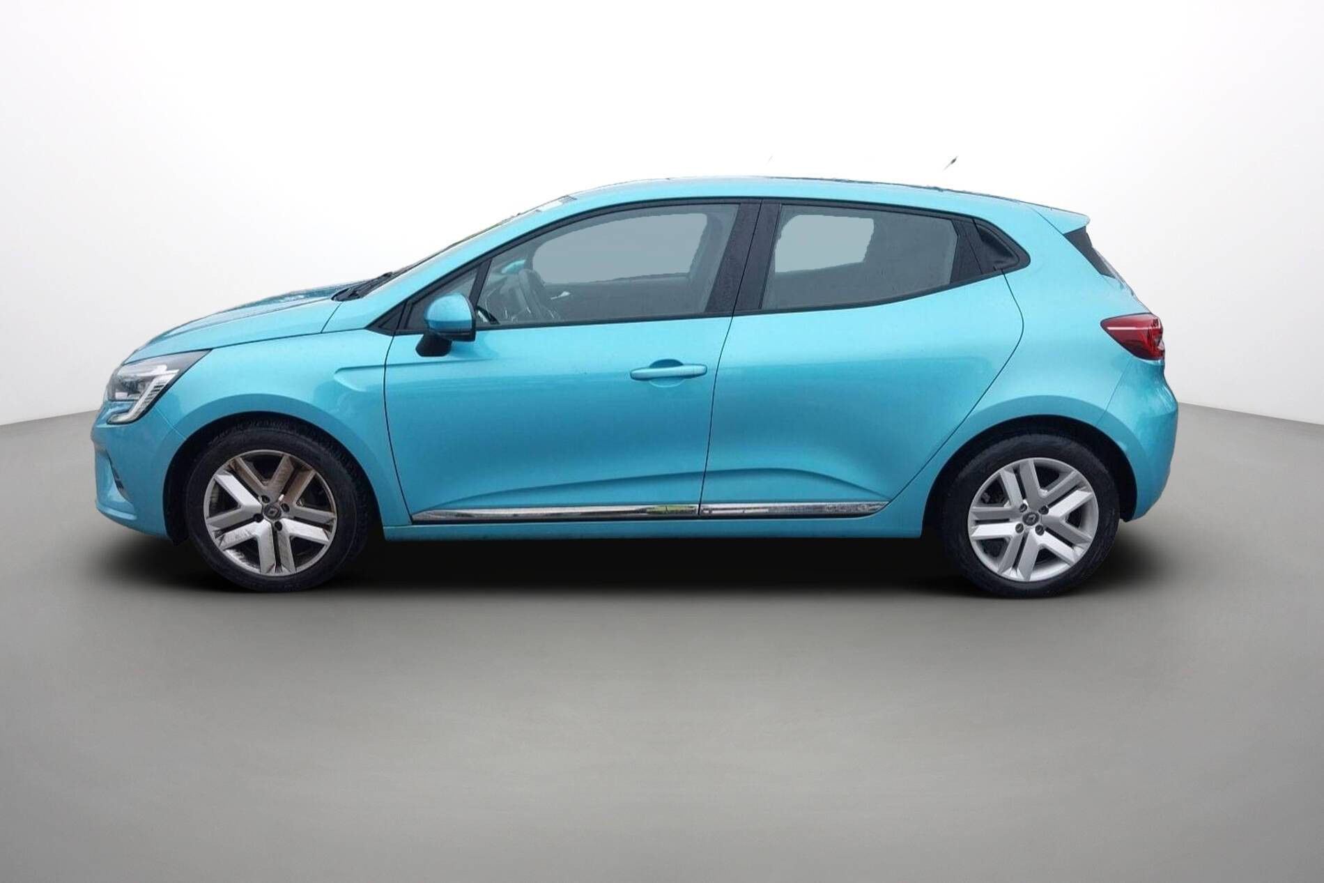 Vente en ligne Renault Clio 5 Clio TCe 100 au prix de 11 490 €