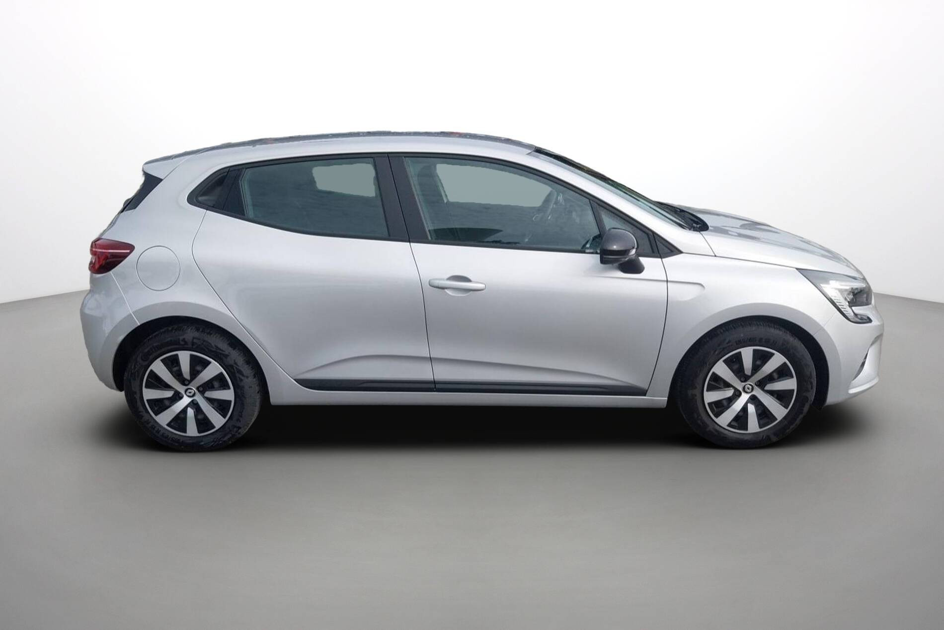 Vente en ligne Renault Clio 5 Clio TCe 90 au prix de 14 220 €