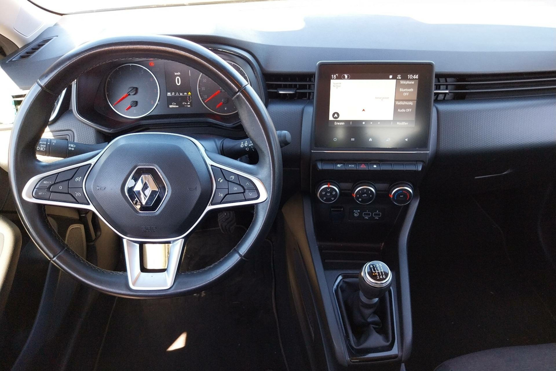 Vente en ligne Renault Clio 5 Clio TCe 90 au prix de 12 890 €