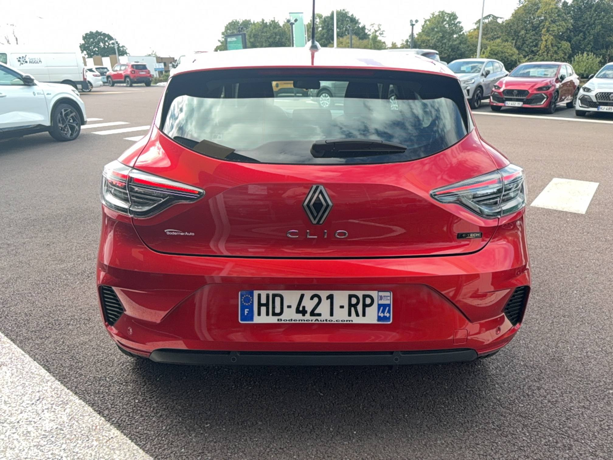 Vente en ligne Renault Clio 5 Clio E-Tech full hybrid 145 ch GSR2 au prix de 19 260 €