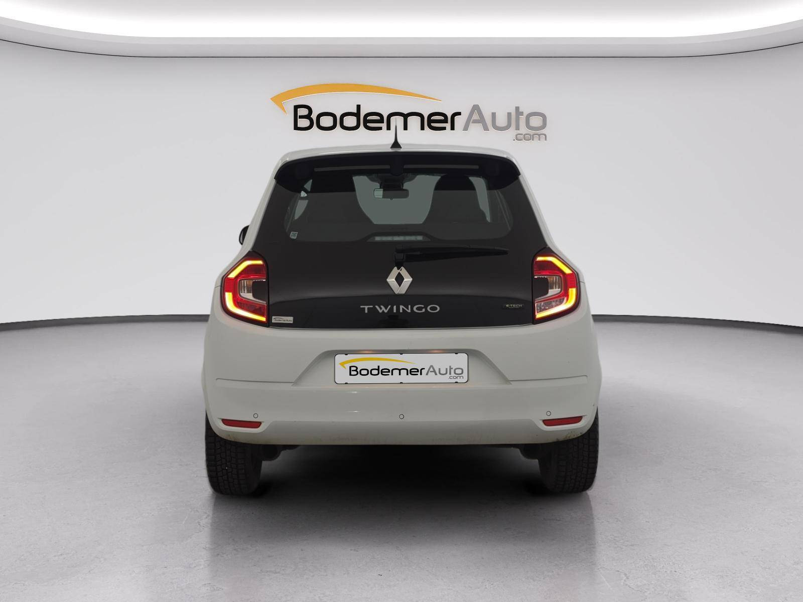 Vente en ligne Renault Twingo Electrique Twingo III E-Tech au prix de 10 880 €