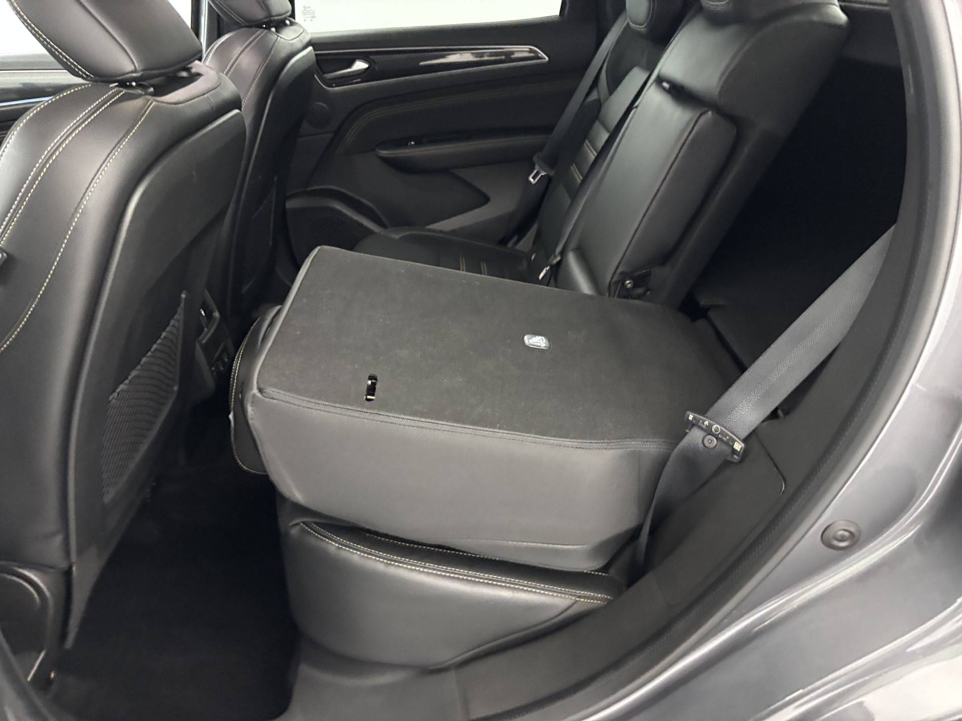 Vente en ligne Renault Arkana  E-Tech hybride 145 - 22 au prix de 20 990 €
