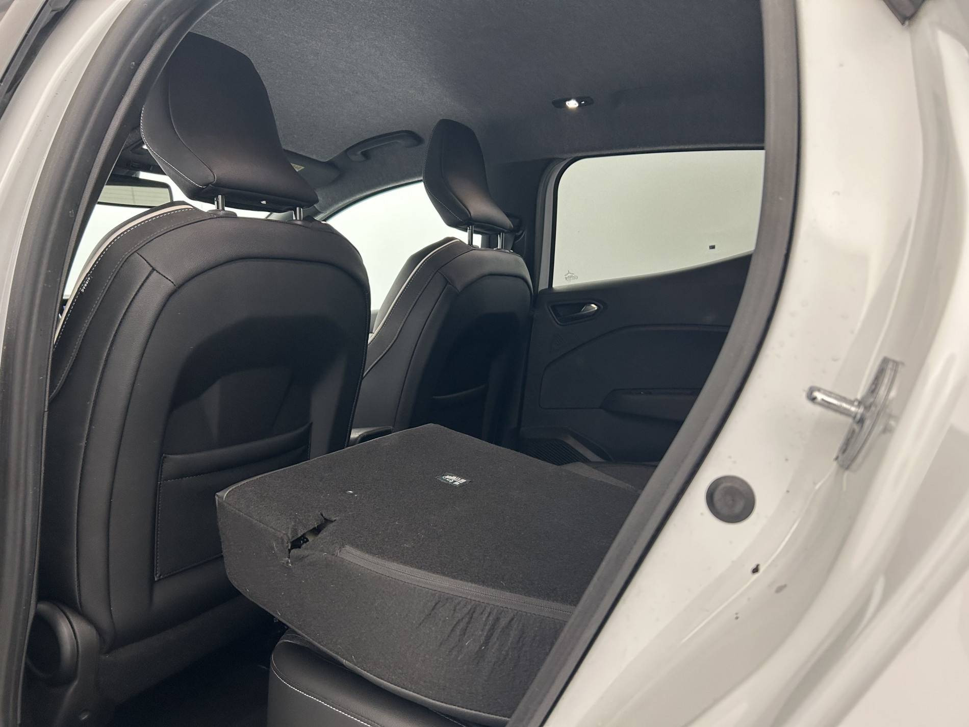 Vente en ligne Renault Clio 5 Clio TCe 90 au prix de 15 990 €