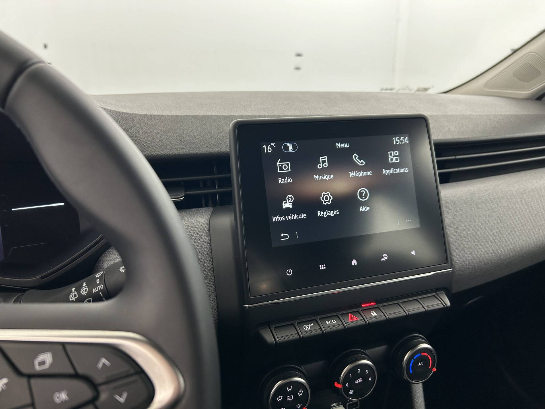 Vente en ligne Renault Clio 5 Clio Blue dCi 100 ch GSR2 au prix de 17 890 €