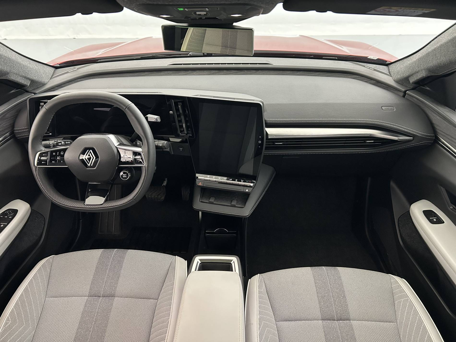 Vente en ligne Renault Scenic E-Tech Scenic E-Tech électrique 220 ch grande autonomie au prix de 37 990 €