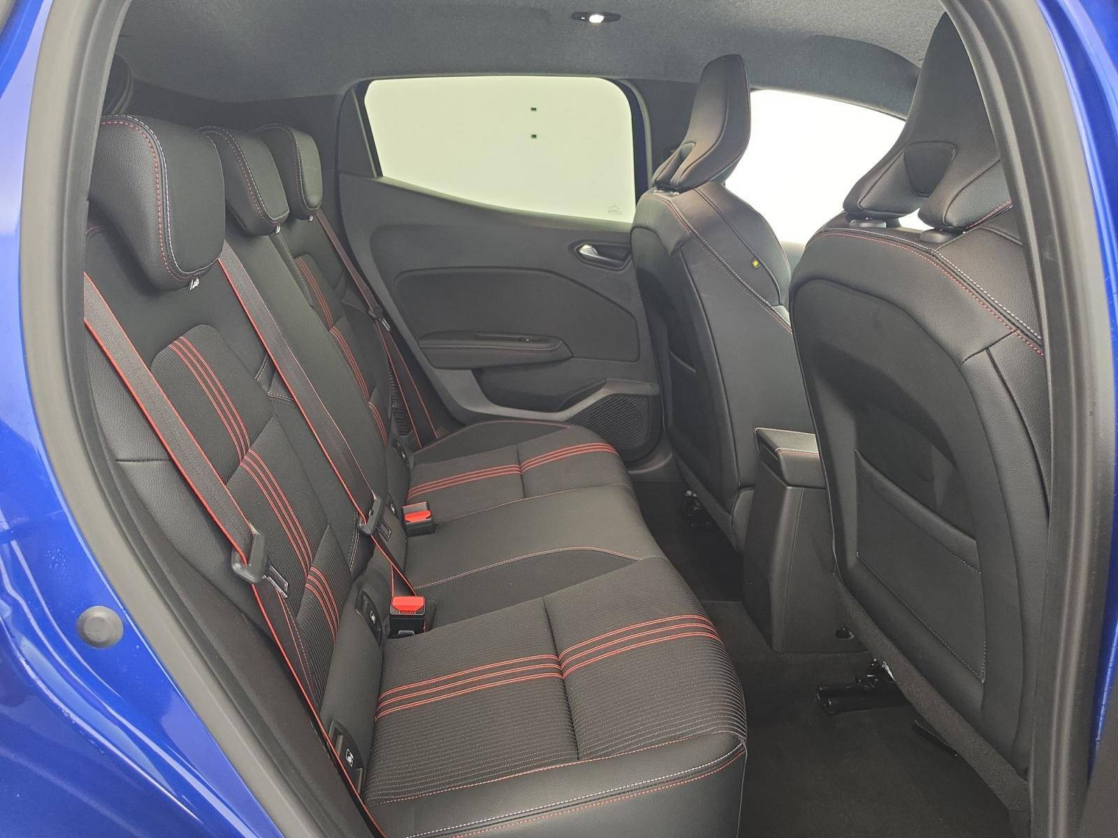 Vente en ligne Renault Clio 5 Clio E-Tech hybride 145 au prix de 19 490 €