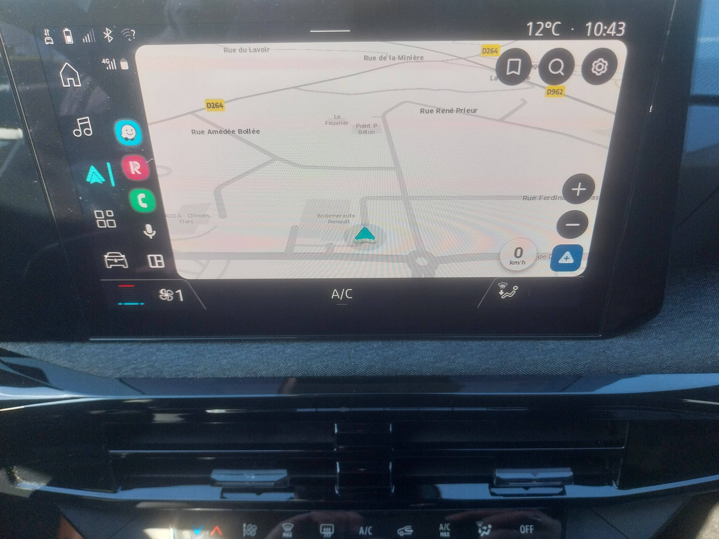 Vente en ligne Renault Clio 6 Clio E-Tech full hybrid 160 ch au prix de 24 980 €