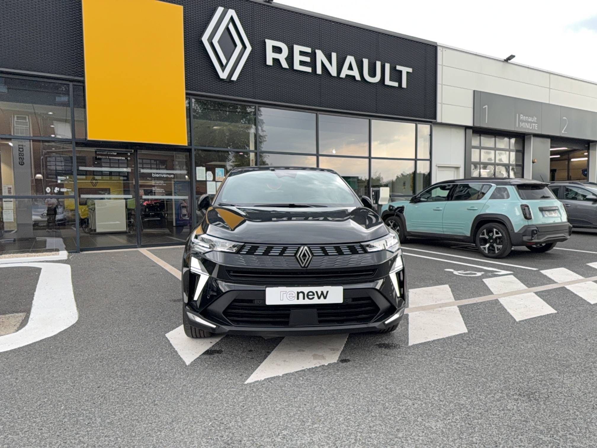 Vente en ligne Renault Symbioz  E-Tech full hybrid 160 ch au prix de 37 300 €