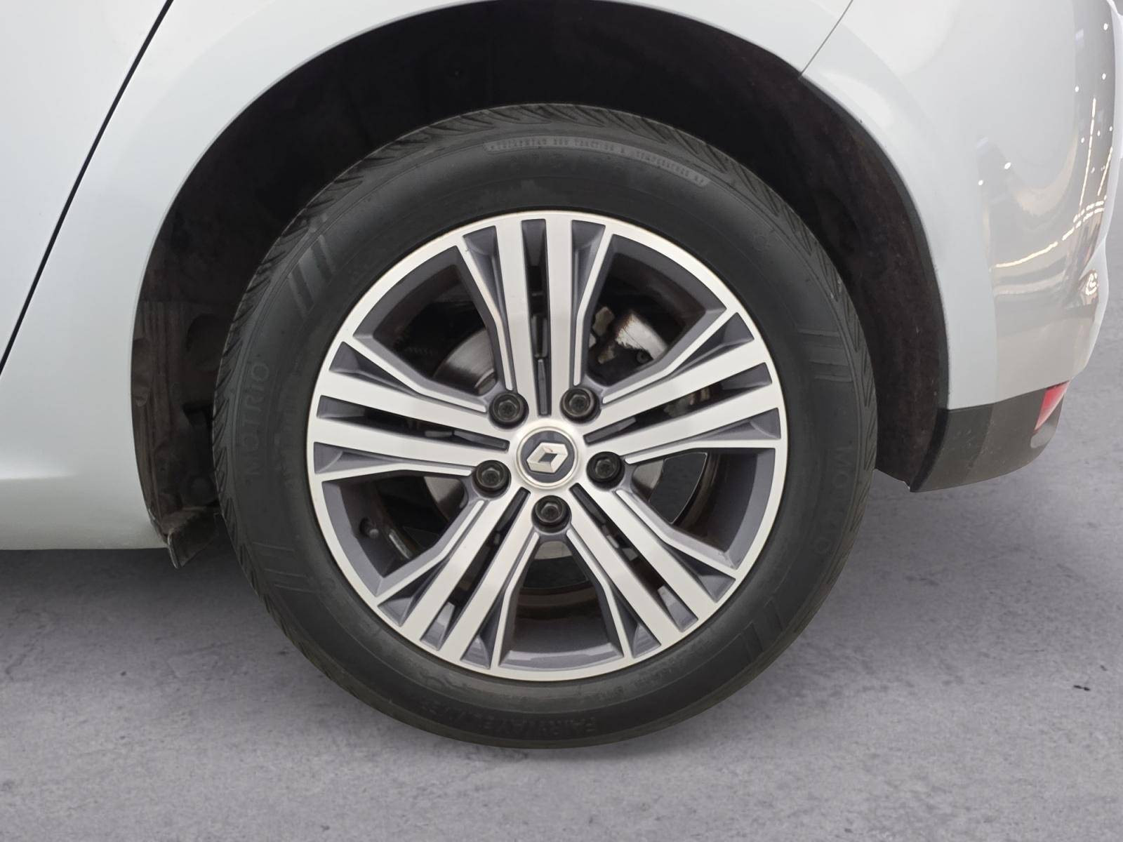 Vente en ligne Renault Megane 4  TCe 140 au prix de 15 490 €