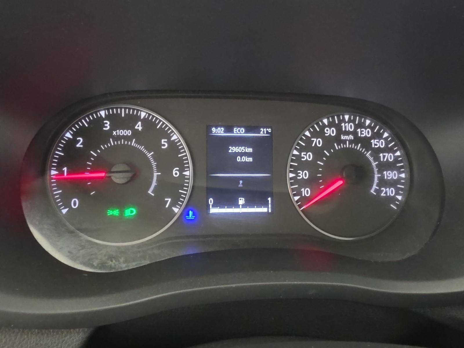 Vente en ligne Renault Master Fourgon MASTER FGN TRAC F3500 L2H2 BLUE DCI 135 au prix de 24 890 €