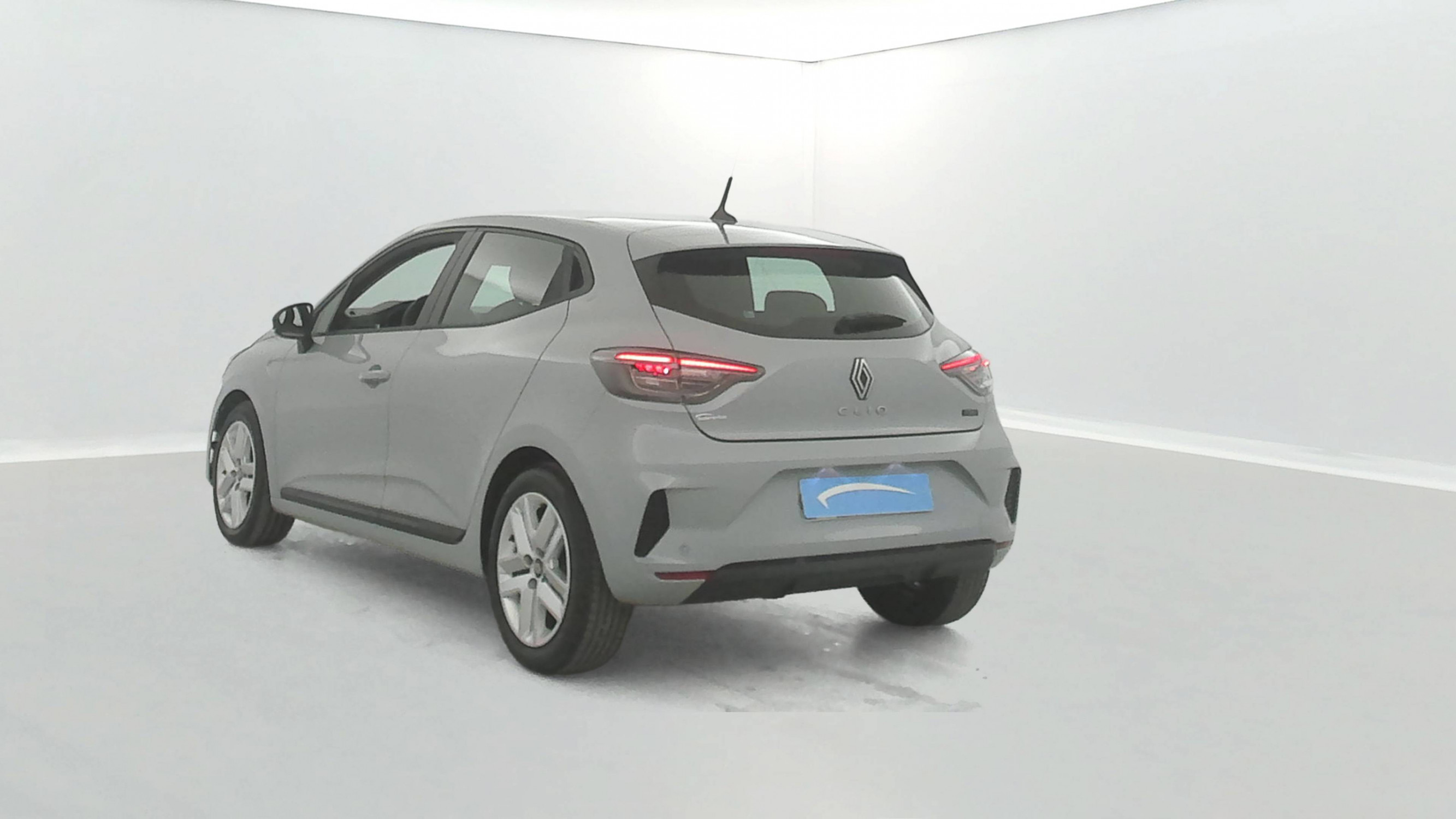 Vente en ligne Renault Clio 5 Clio E-Tech full hybrid 145 ch GSR2 au prix de 20 490 €